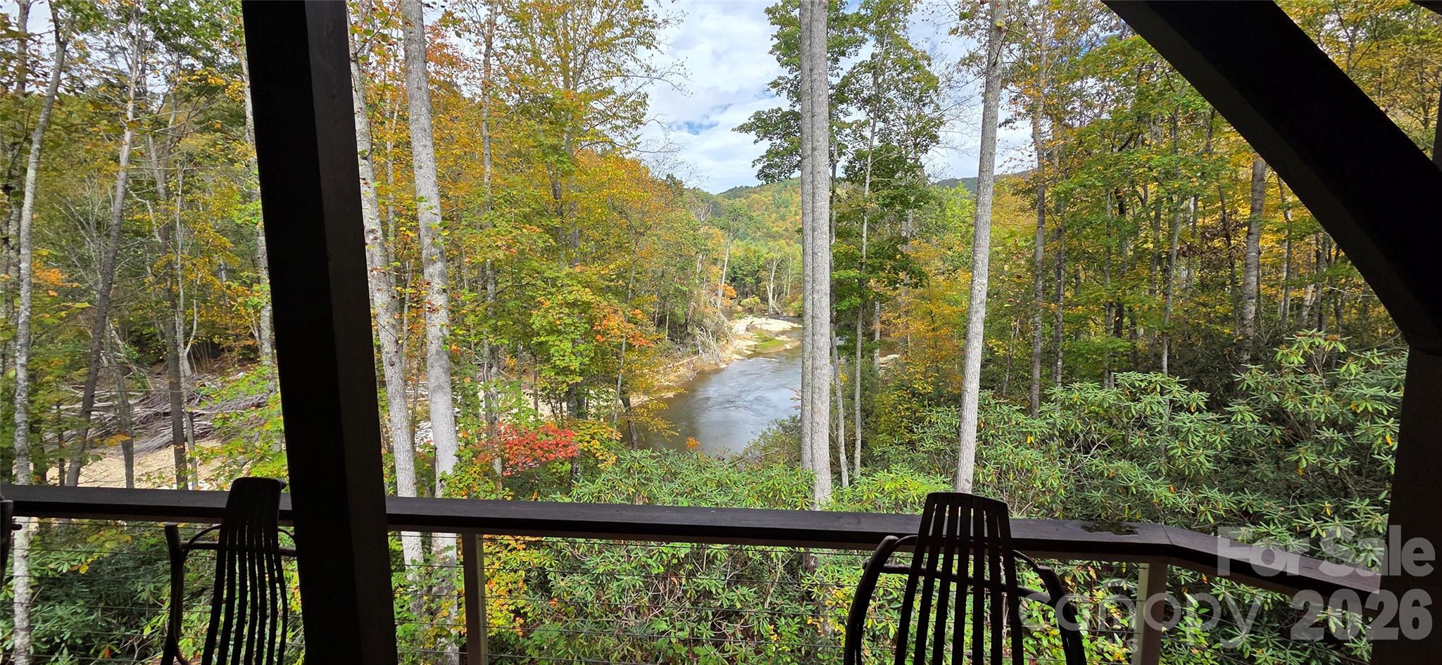 165 Winding Trail — Burnsville