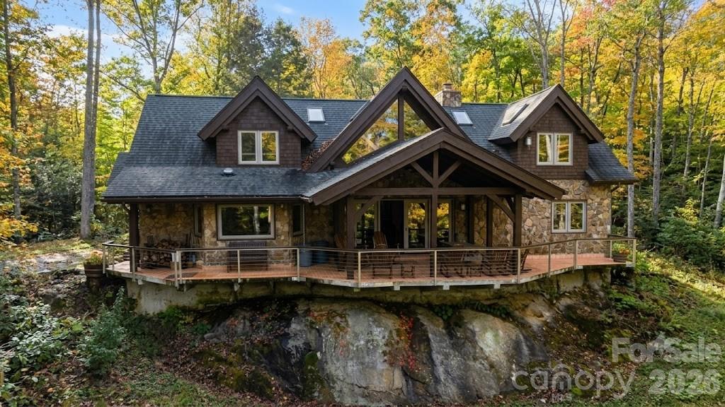 165 Winding Trail — Burnsville