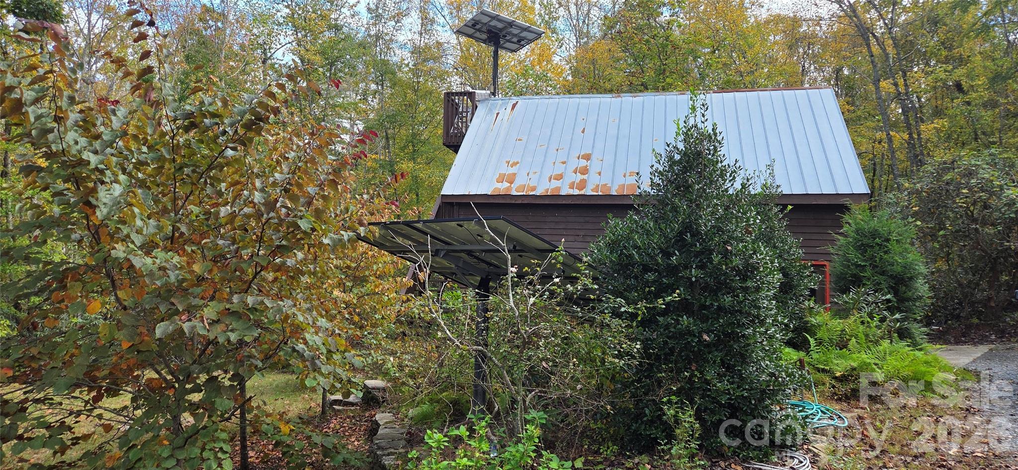 165 Winding Trail — Burnsville