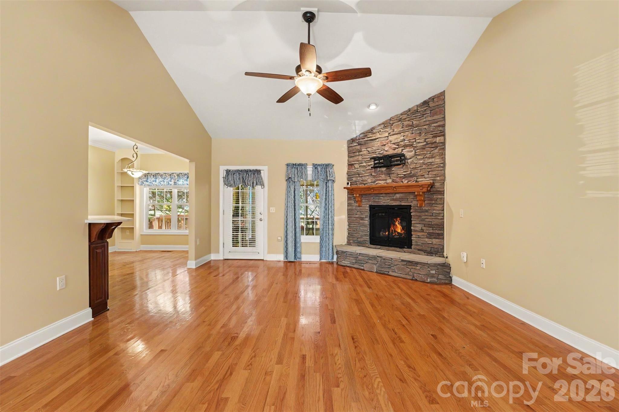 3563 Wandering Lane NE #33 — Hickory