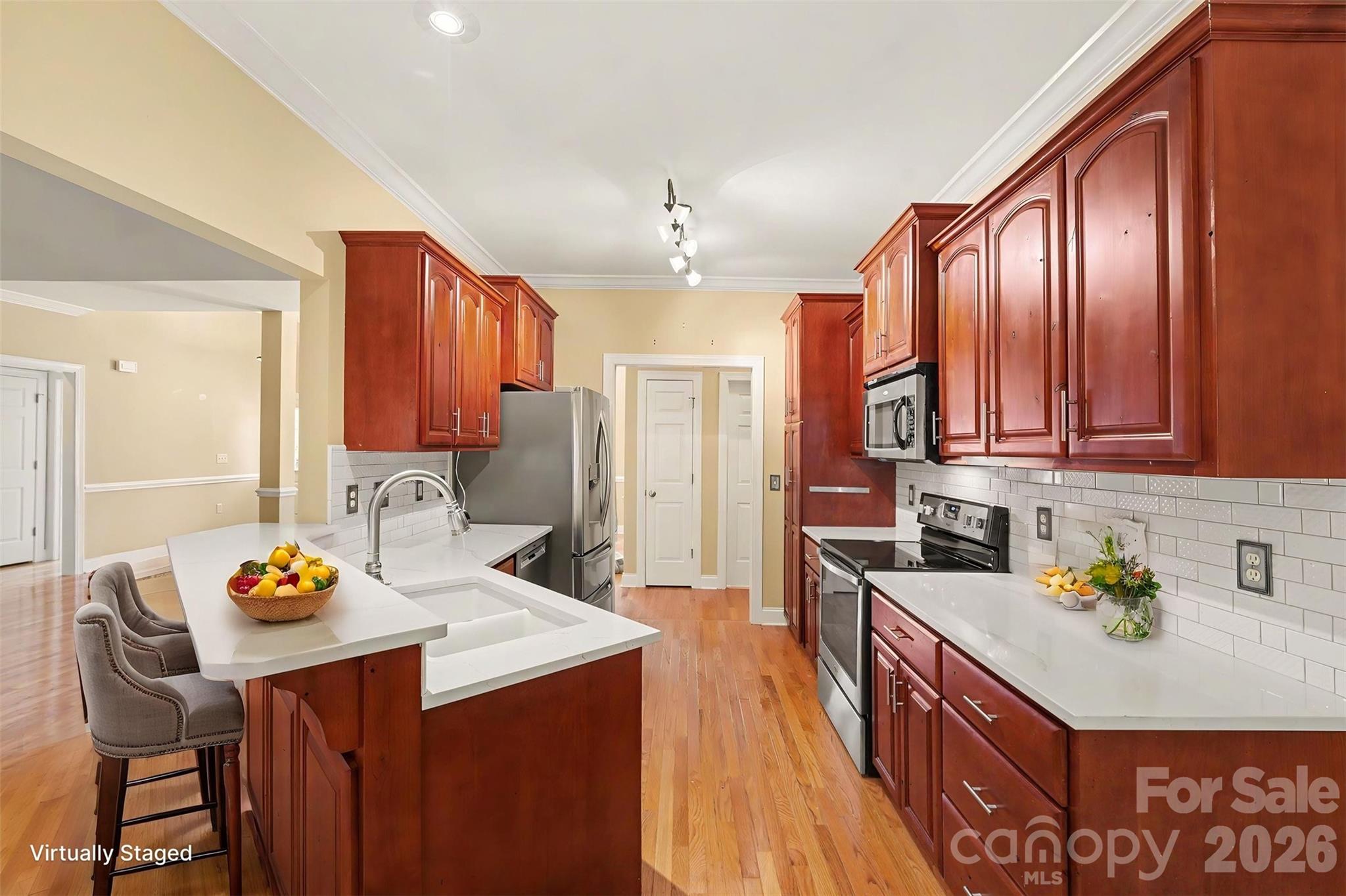 3563 Wandering Lane NE #33 — Hickory