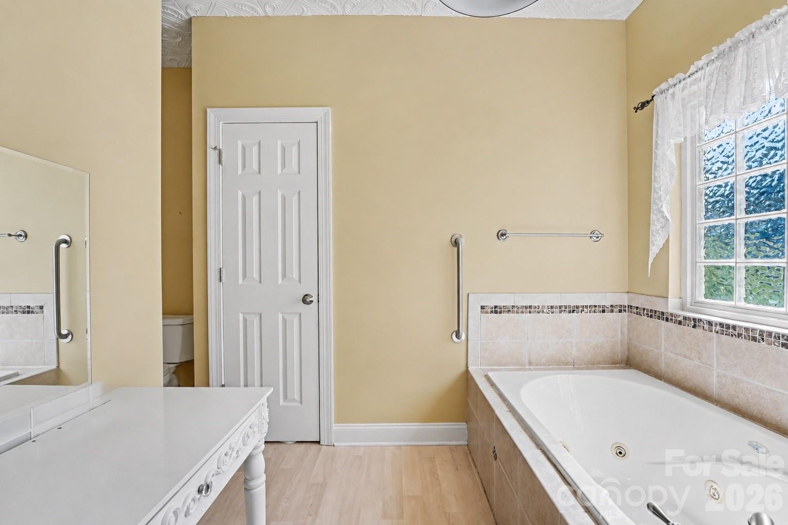 3563 Wandering Lane NE #33 — Hickory
