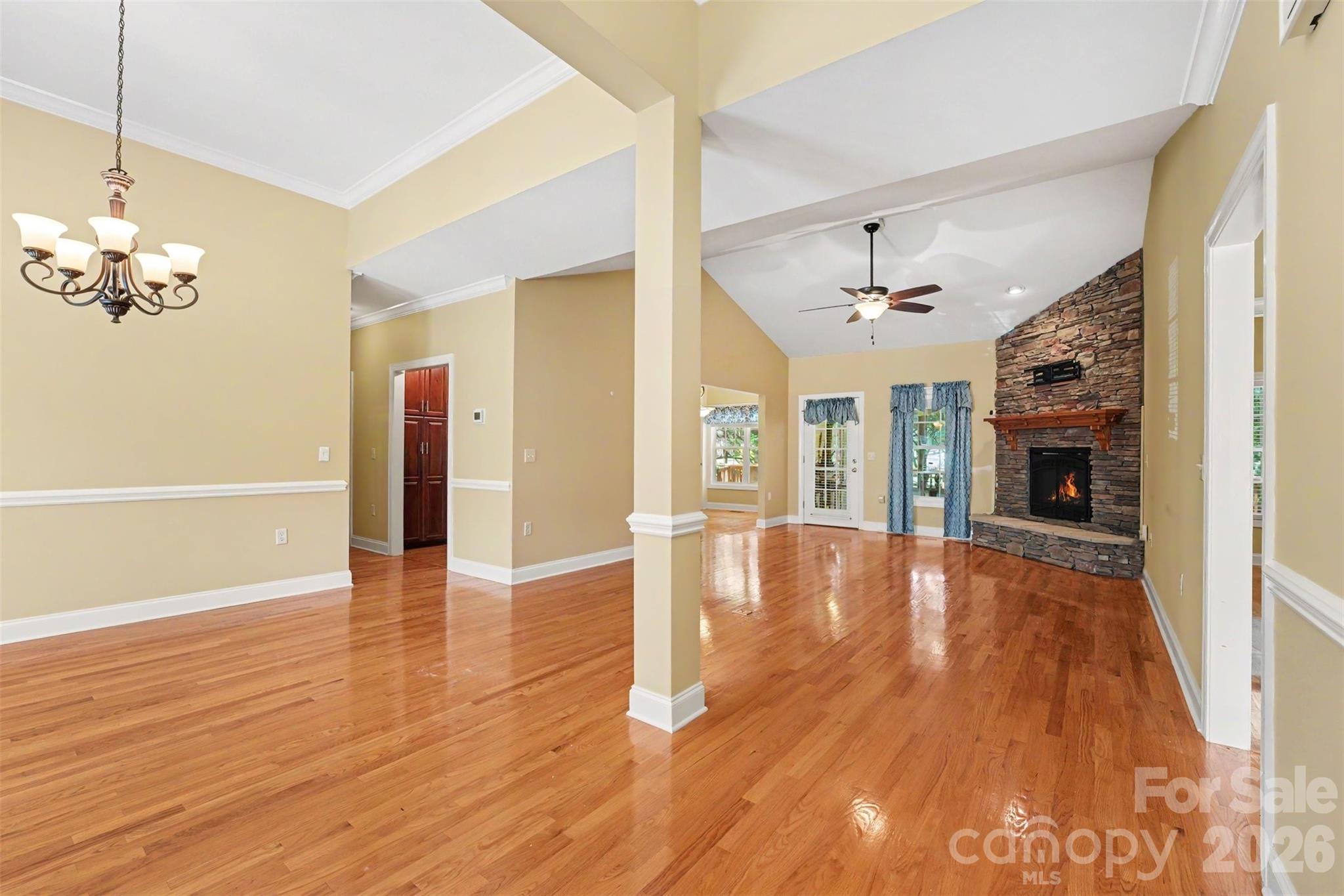 3563 Wandering Lane NE #33 — Hickory