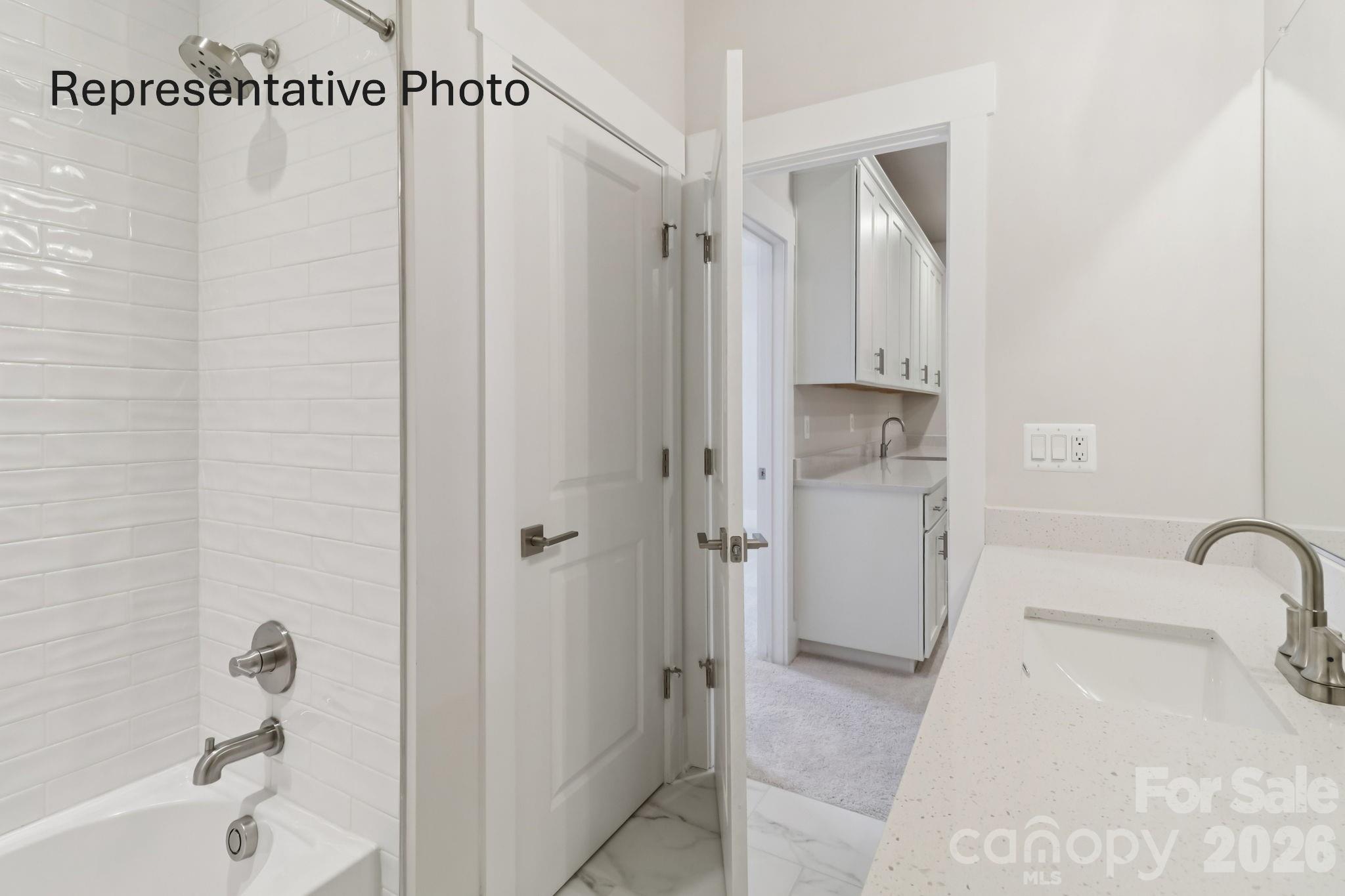 1433 Twin Leaf Road — Fort Mill