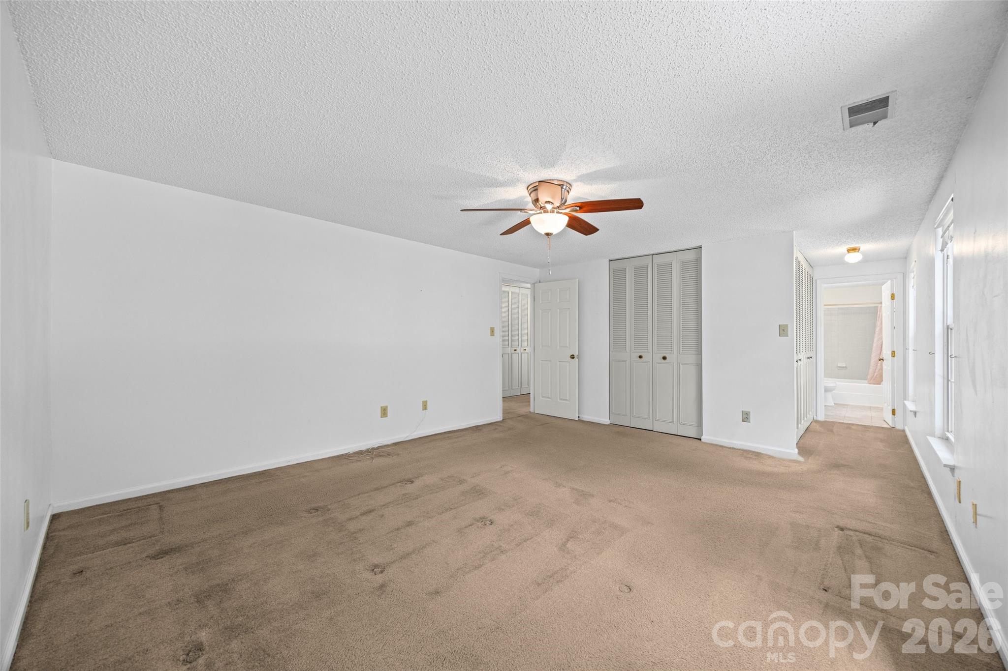 6632 Wagon Oak Road — Charlotte