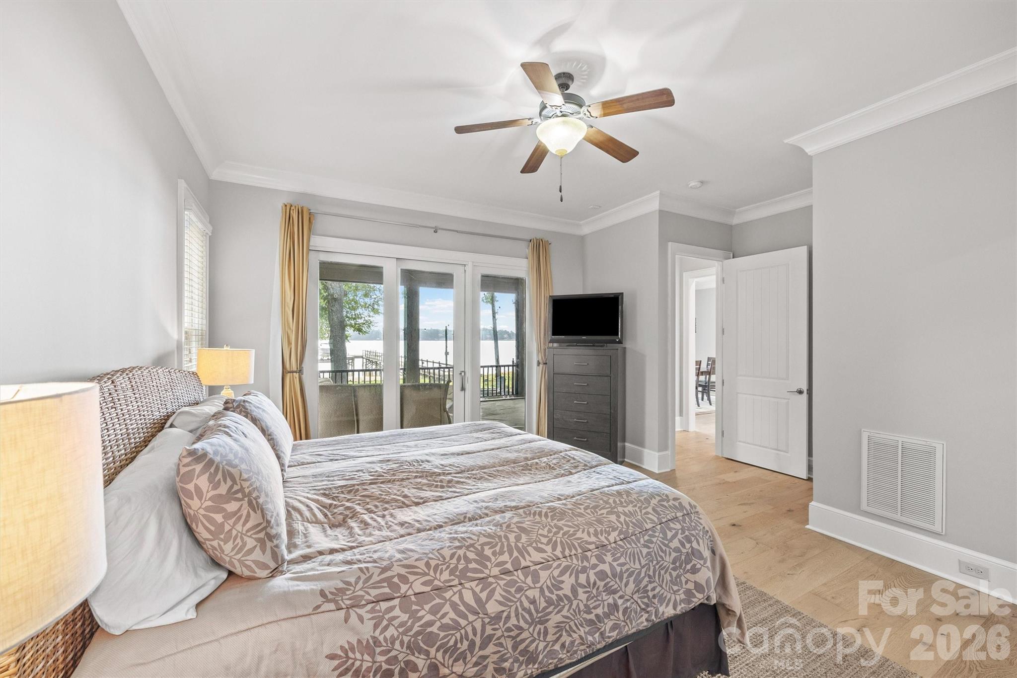 5080 Tioga Road — Clover