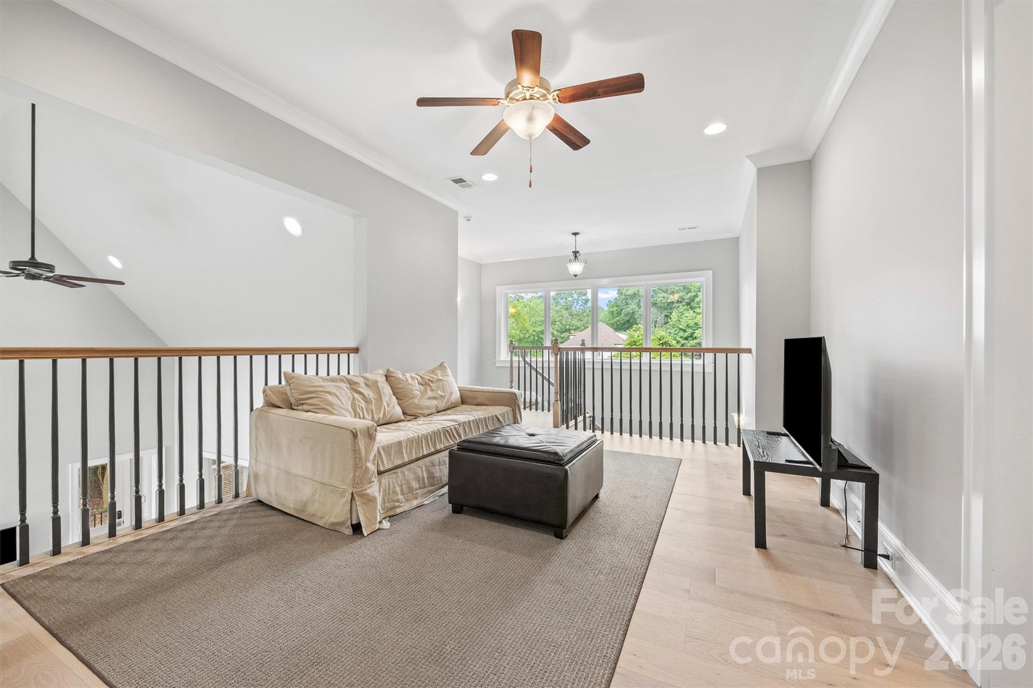 5080 Tioga Road — Clover