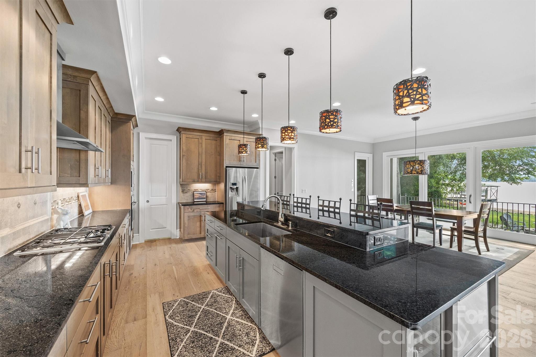 5080 Tioga Road — Clover