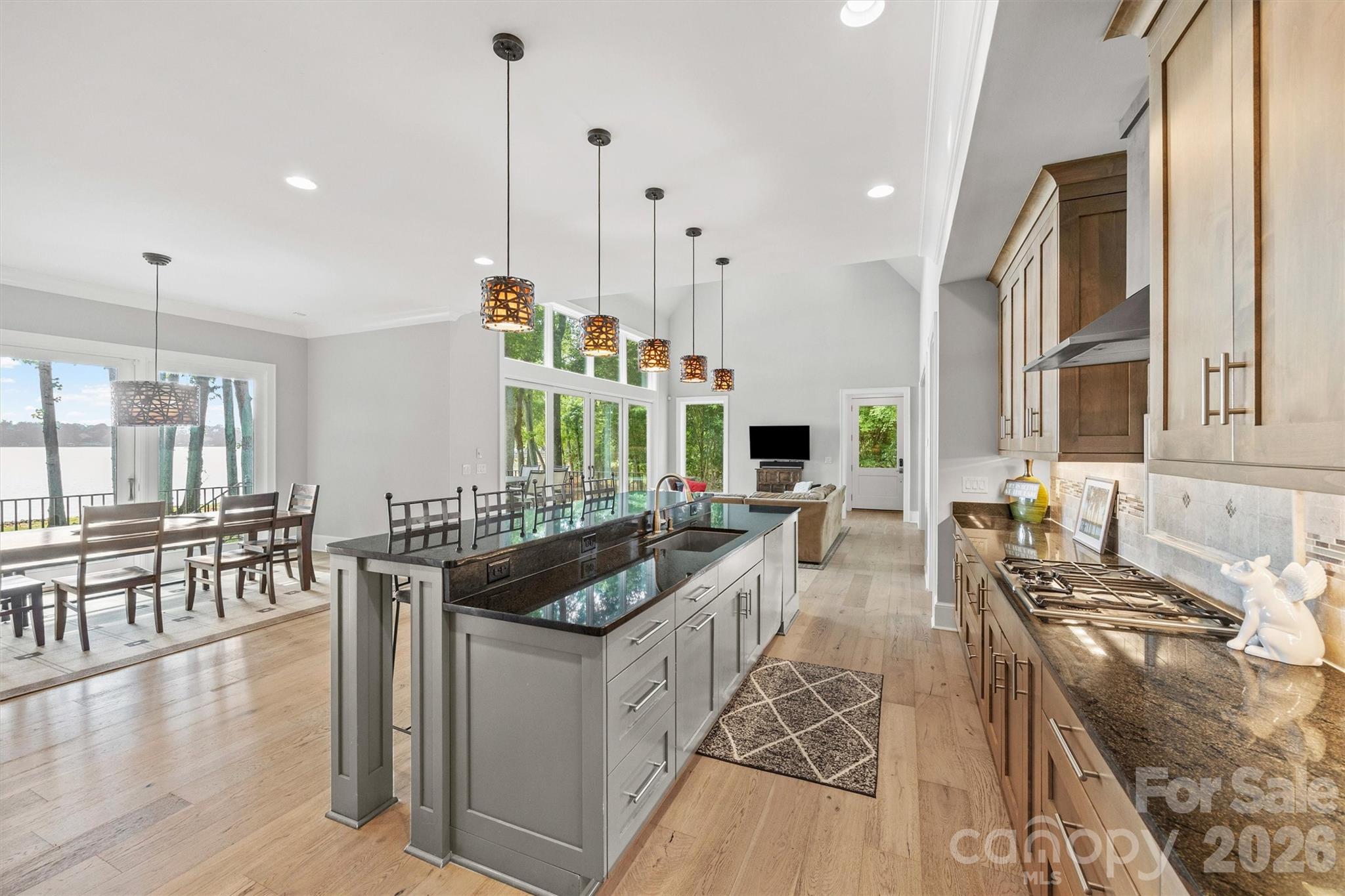 5080 Tioga Road — Clover