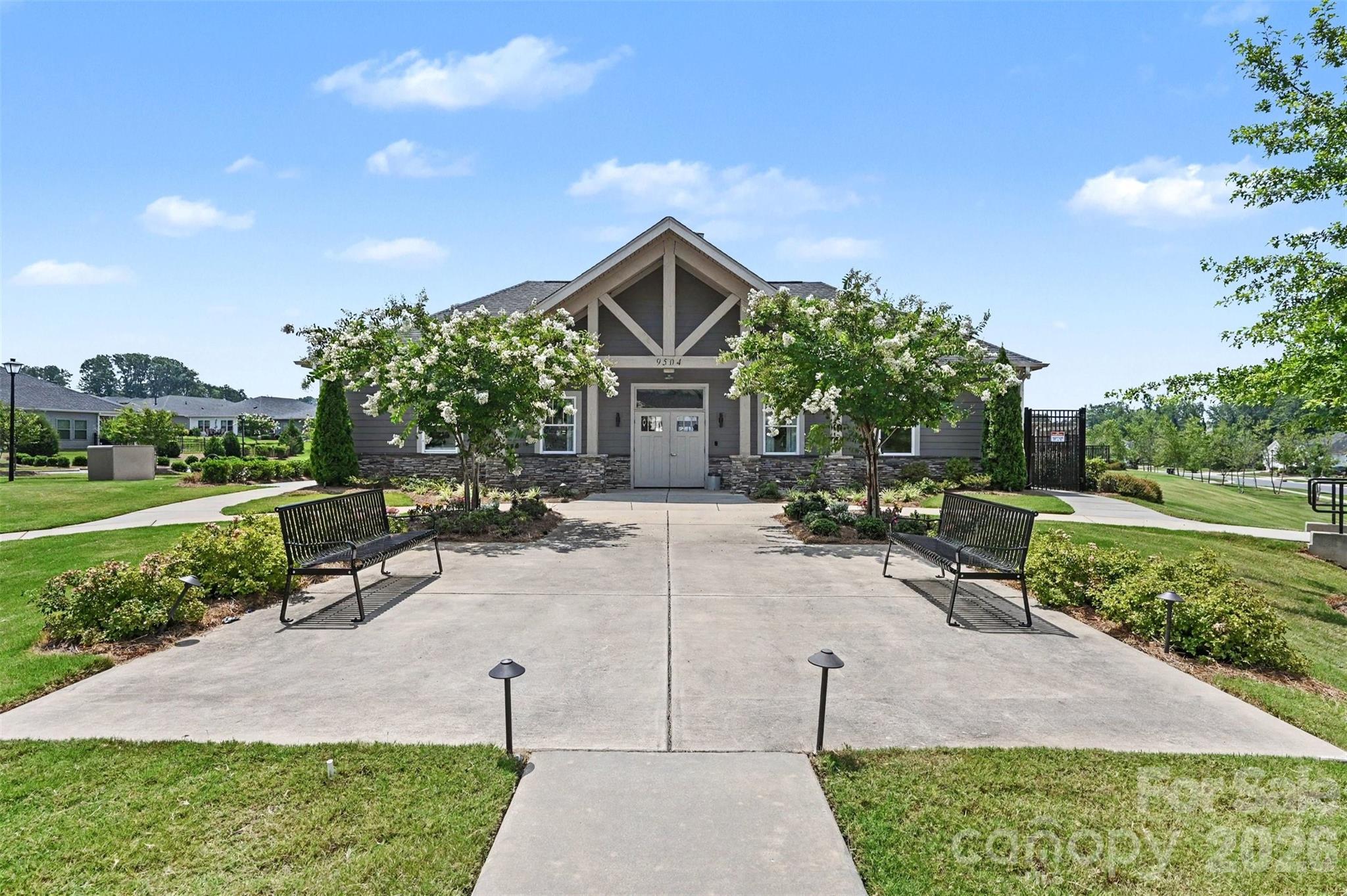 9330 Festival Way — Charlotte