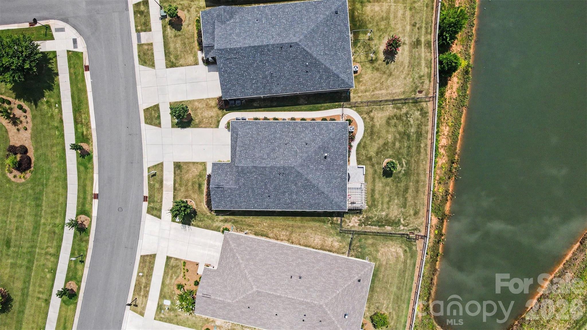 9330 Festival Way — Charlotte