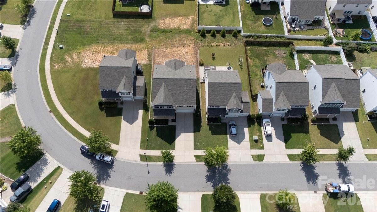 178 Fesperman Circle — Troutman