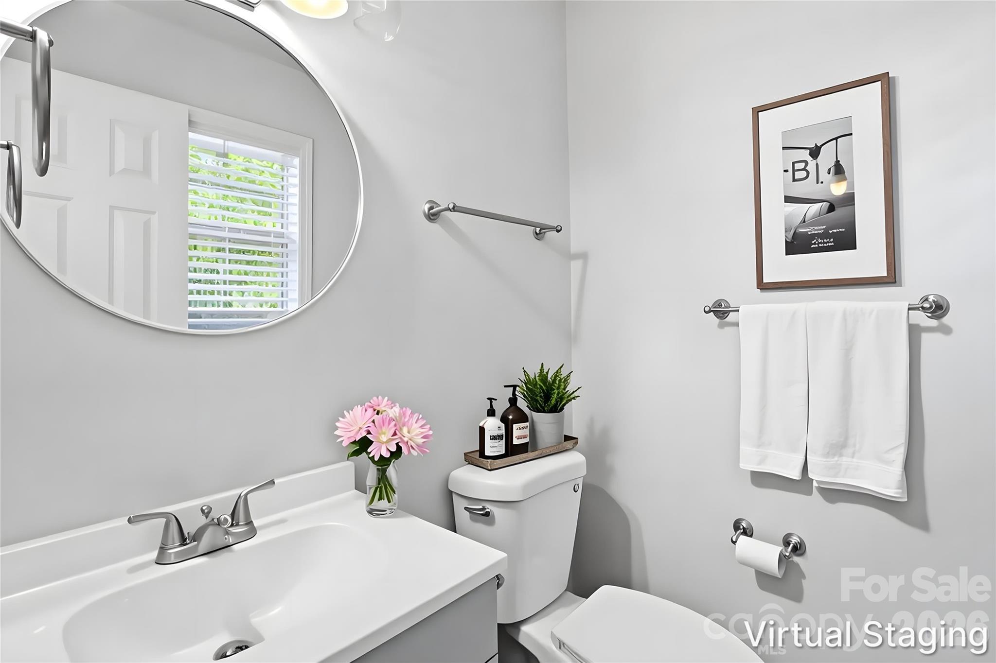 2121 Longleaf Drive — Charlotte