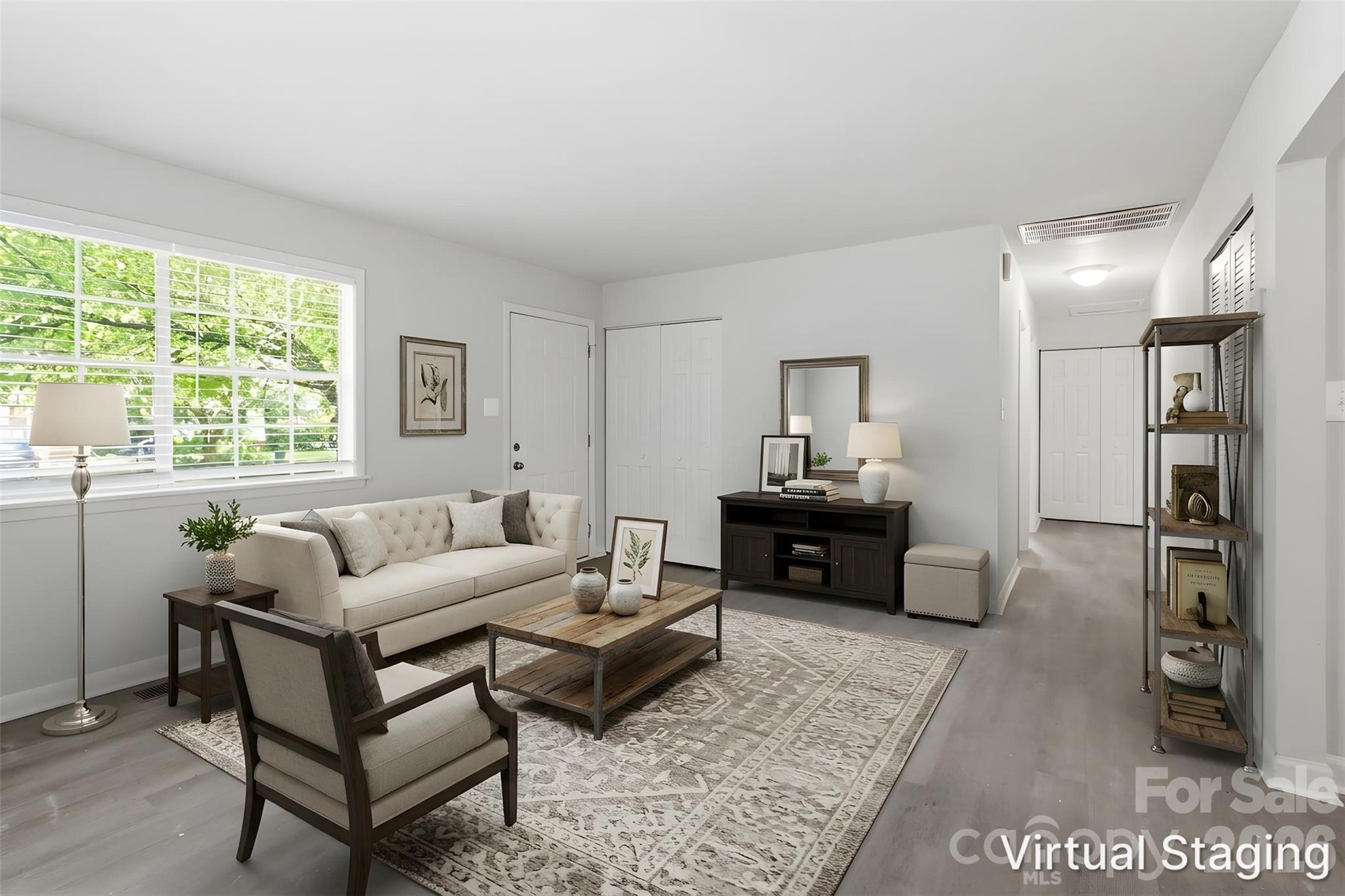 2121 Longleaf Drive — Charlotte