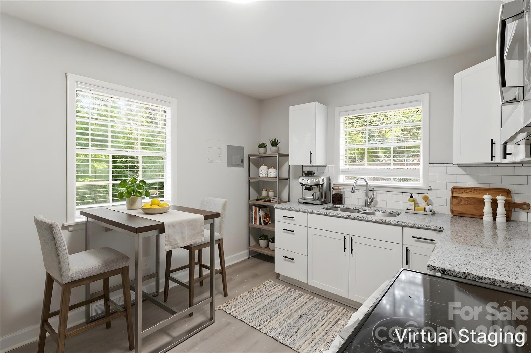 2121 Longleaf Drive — Charlotte