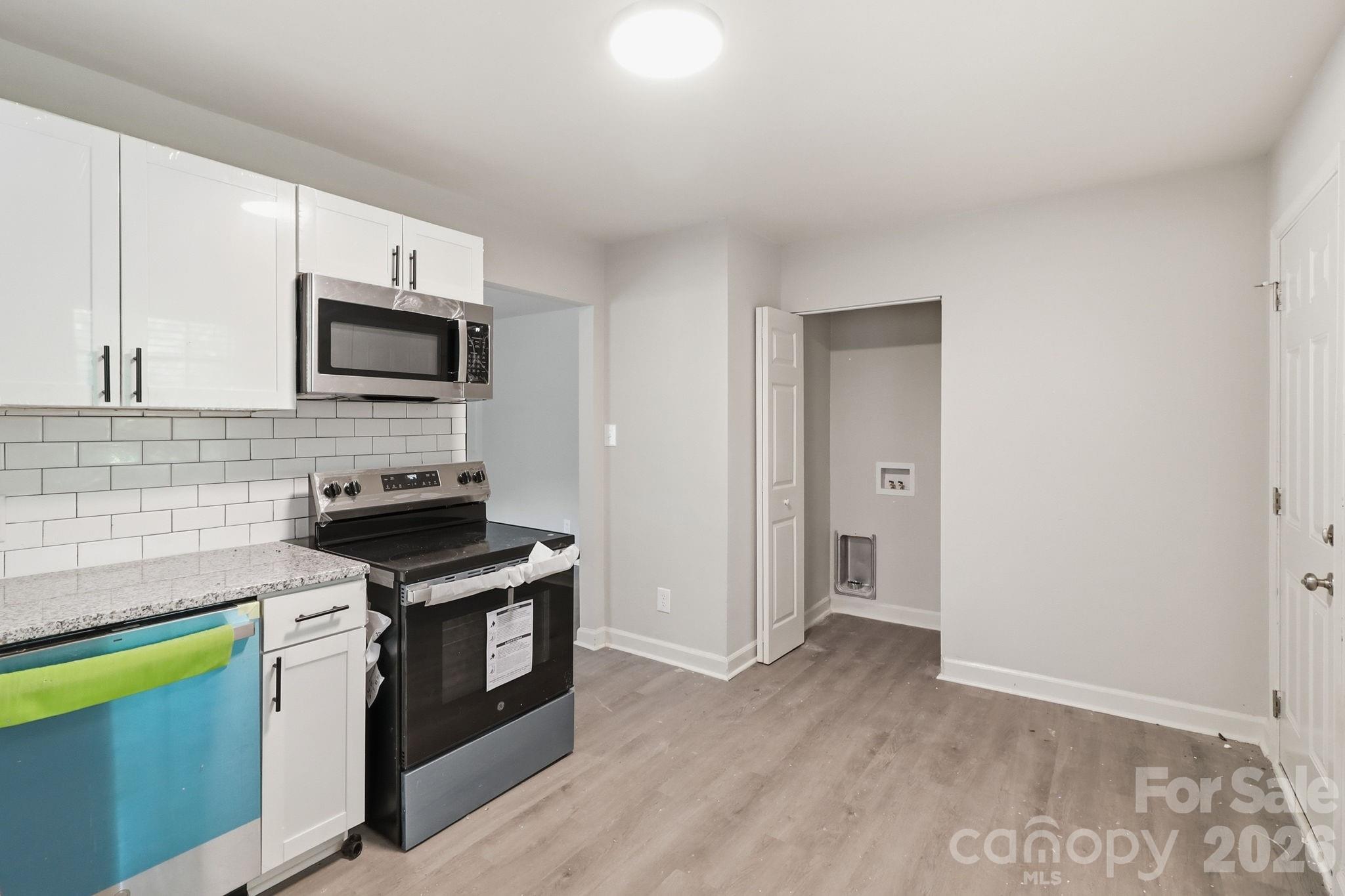2121 Longleaf Drive — Charlotte