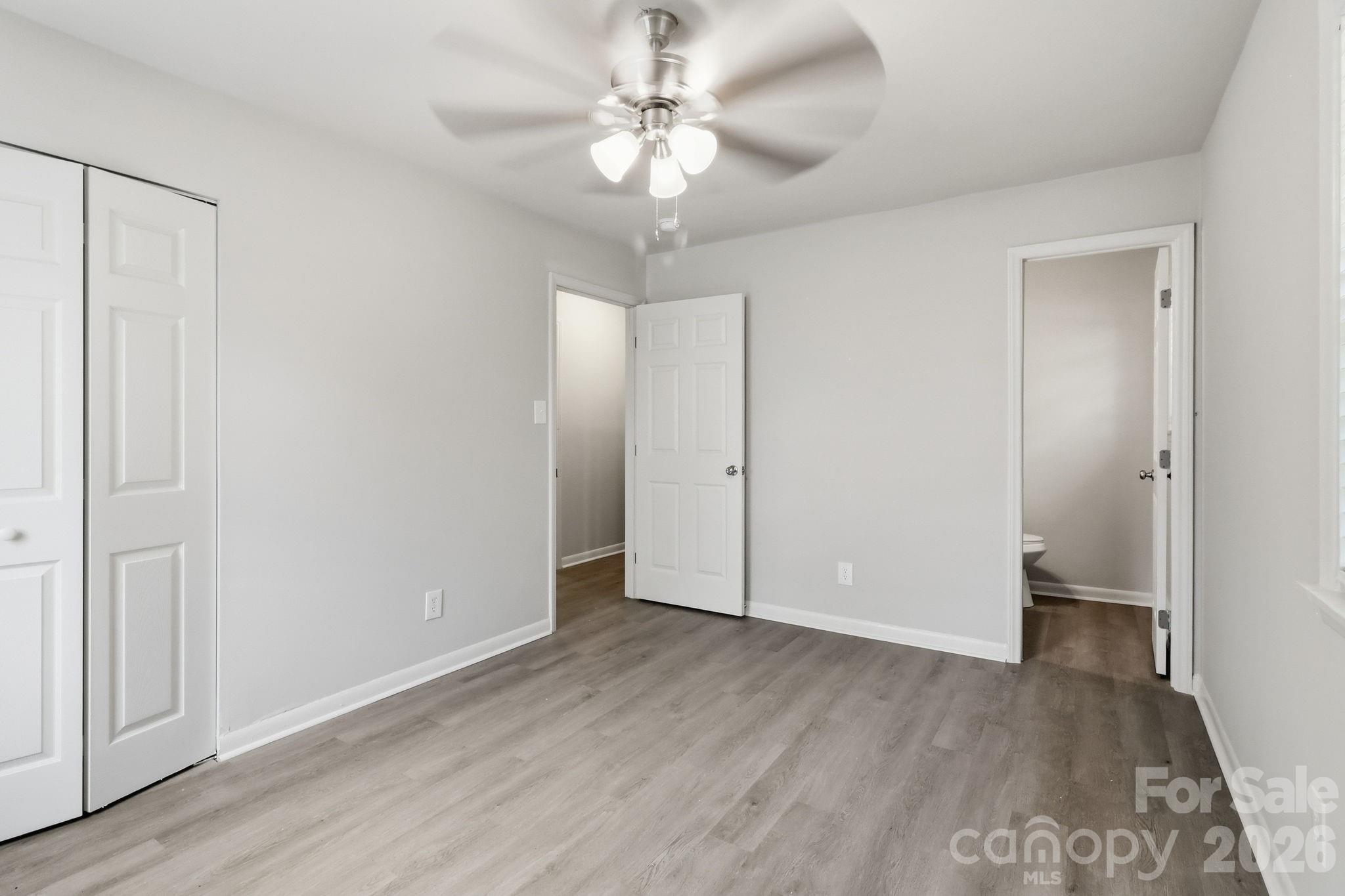 2121 Longleaf Drive — Charlotte