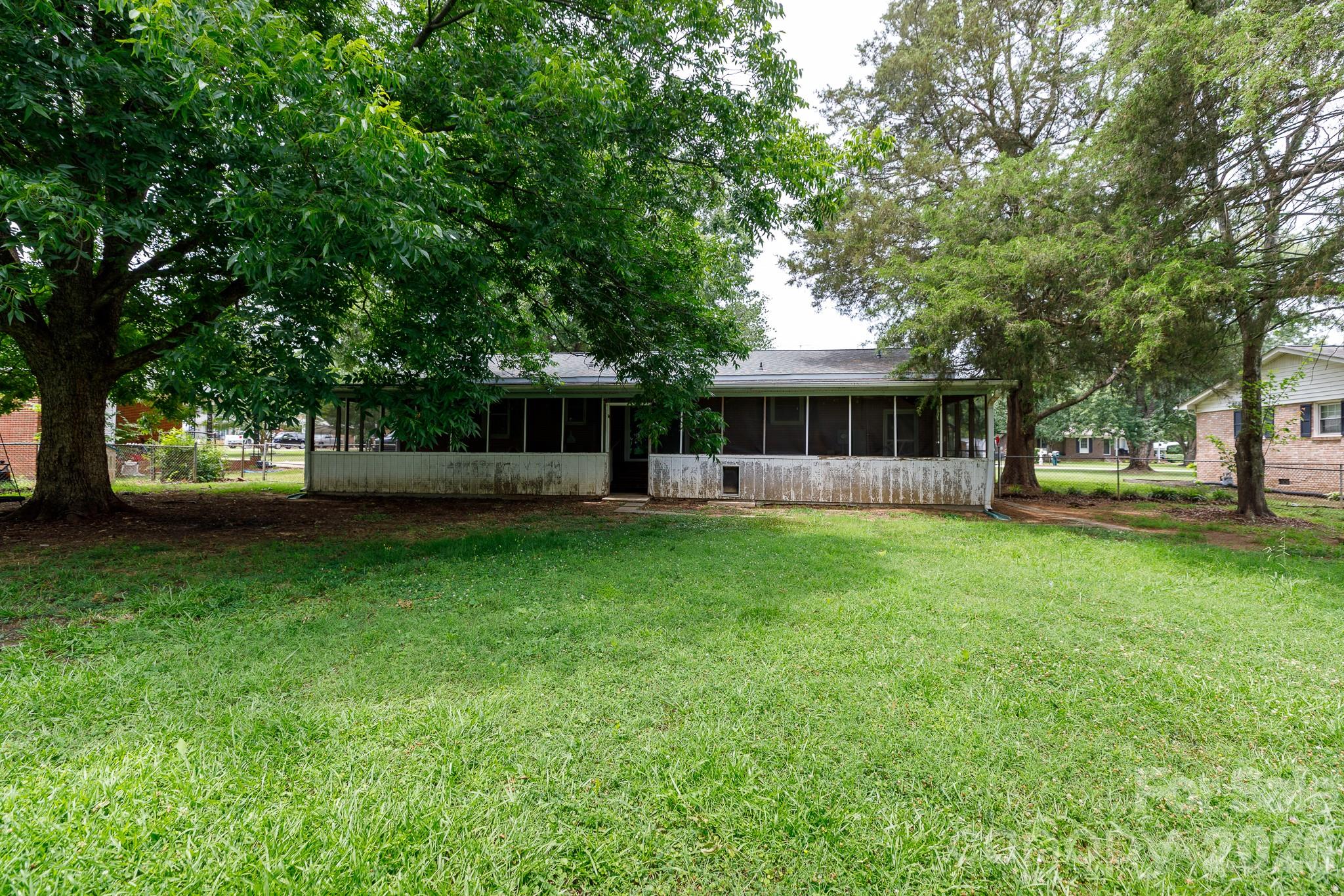 522 Mcdowell Drive — Chester