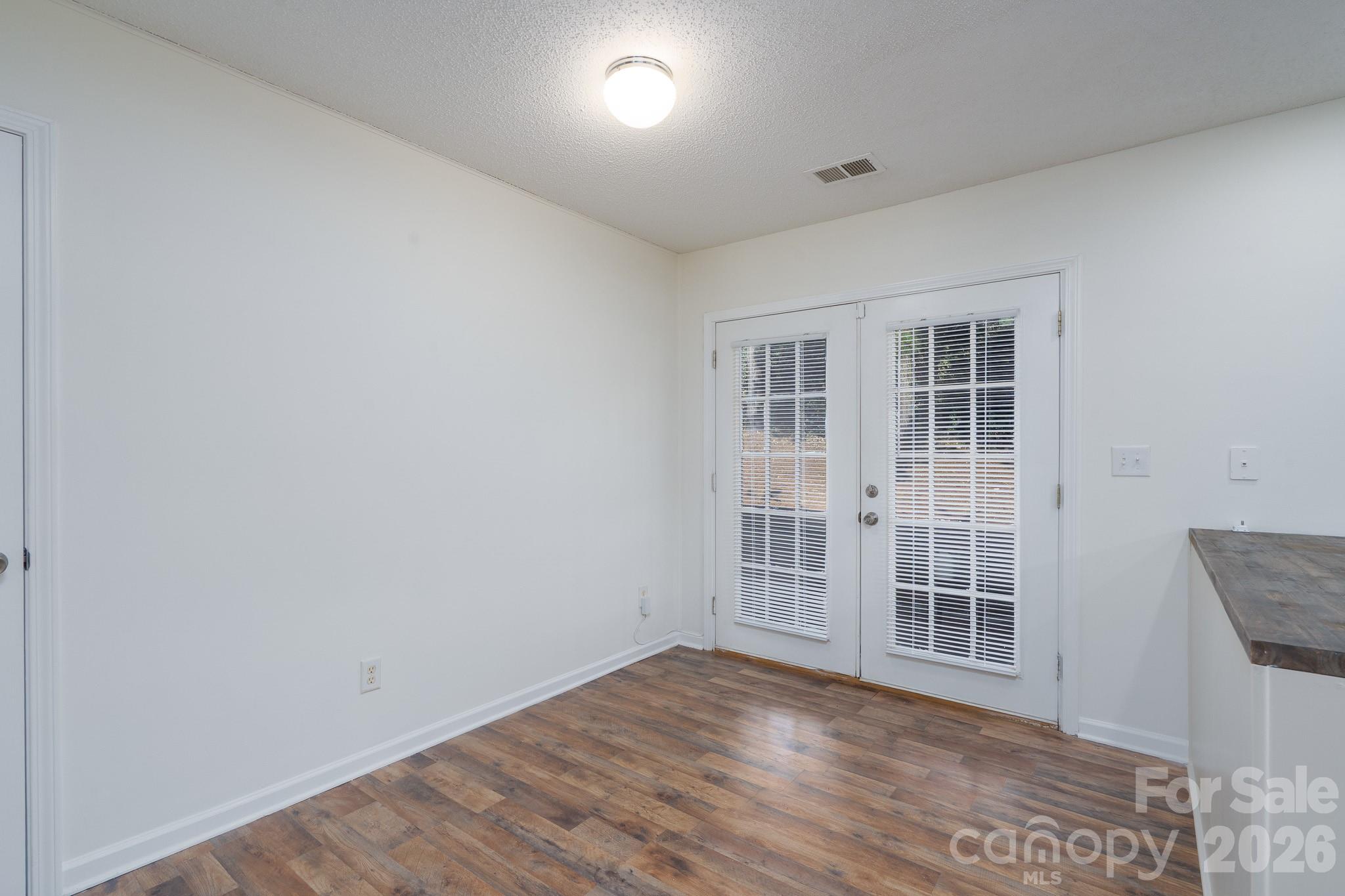 6491 Saint Bernard Way — Charlotte