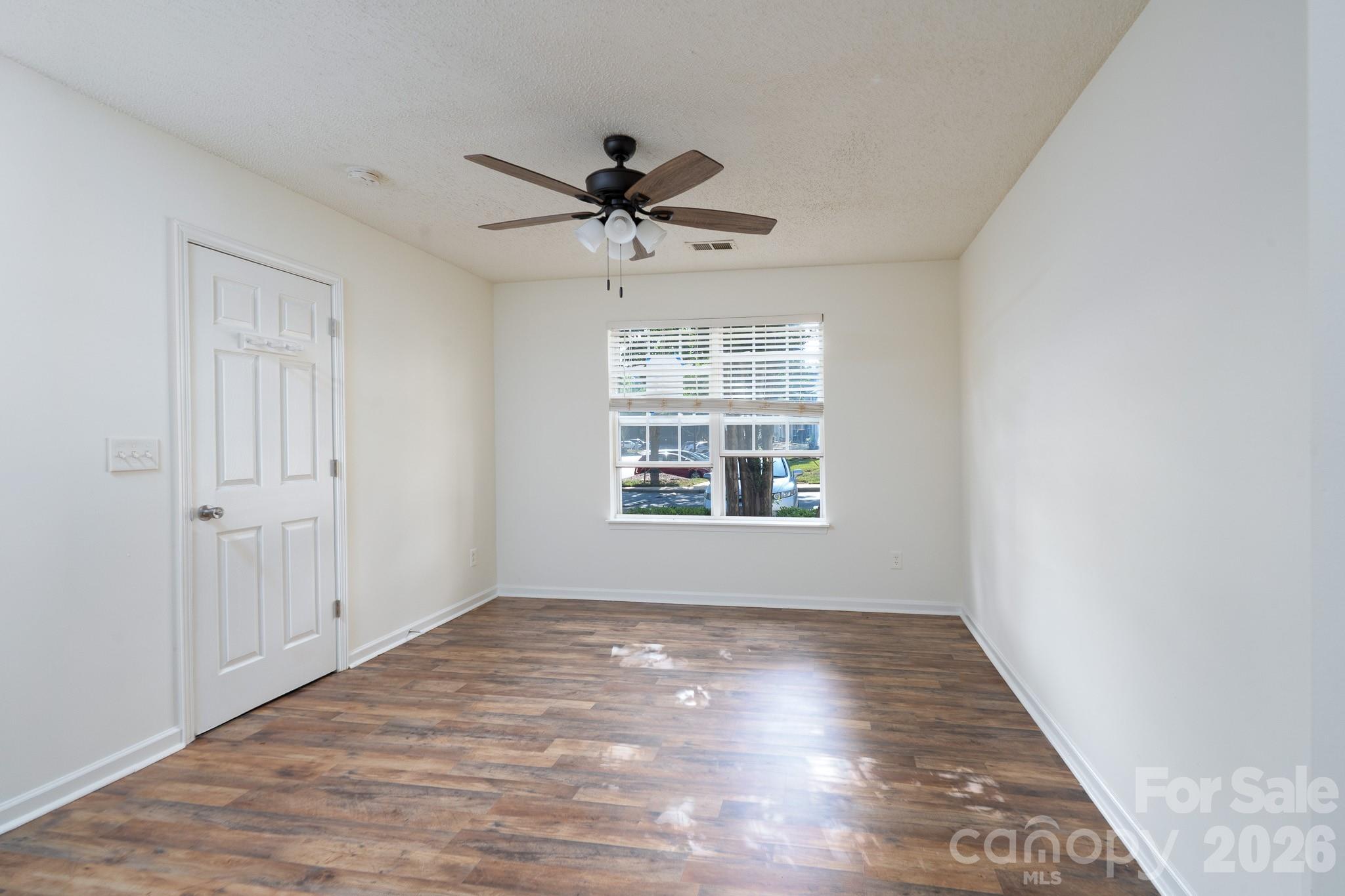 6491 Saint Bernard Way — Charlotte