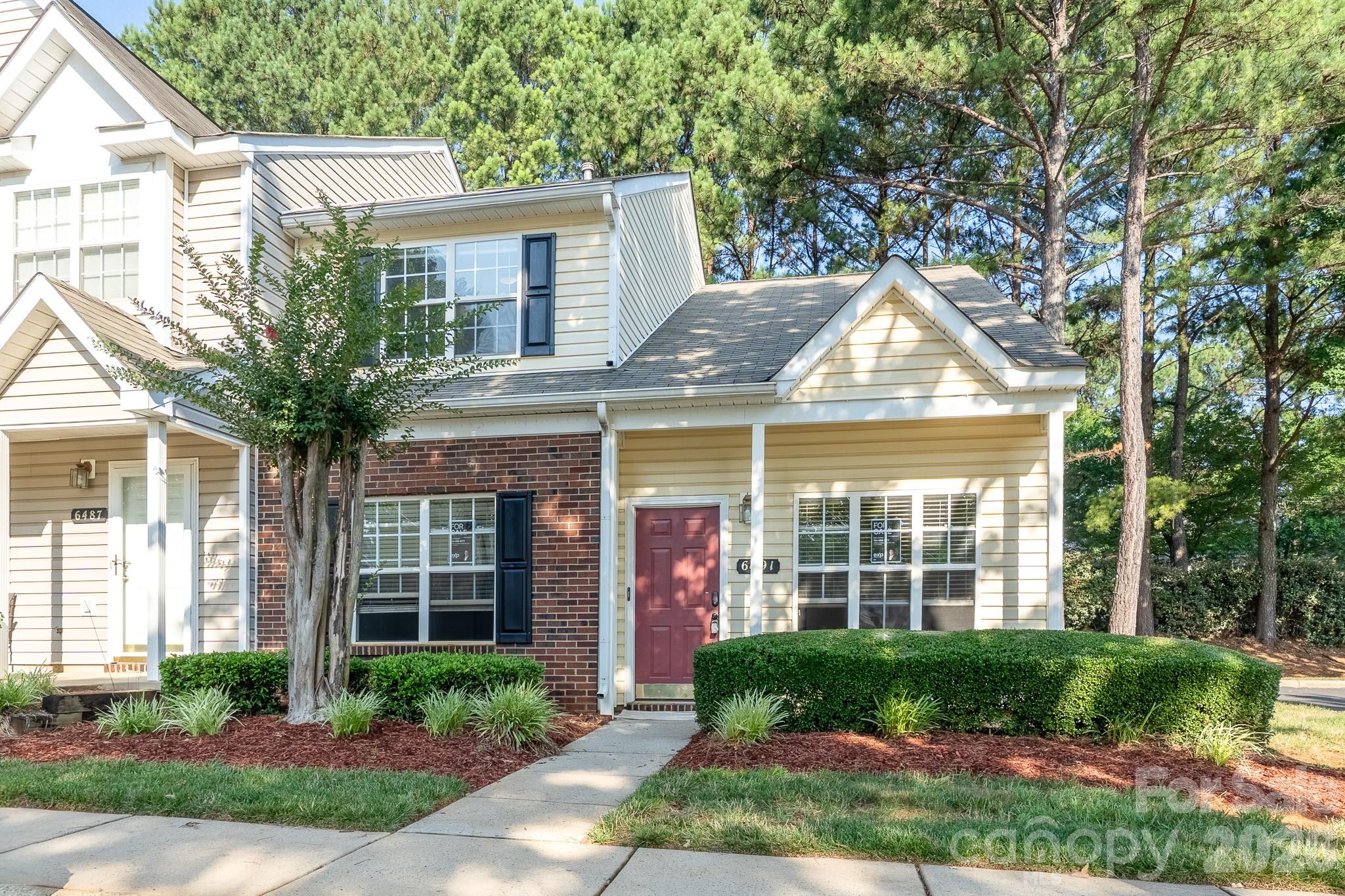 6491 Saint Bernard Way — Charlotte