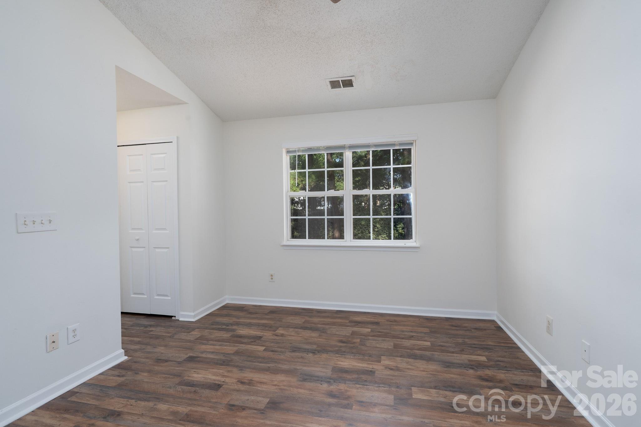 6491 Saint Bernard Way — Charlotte