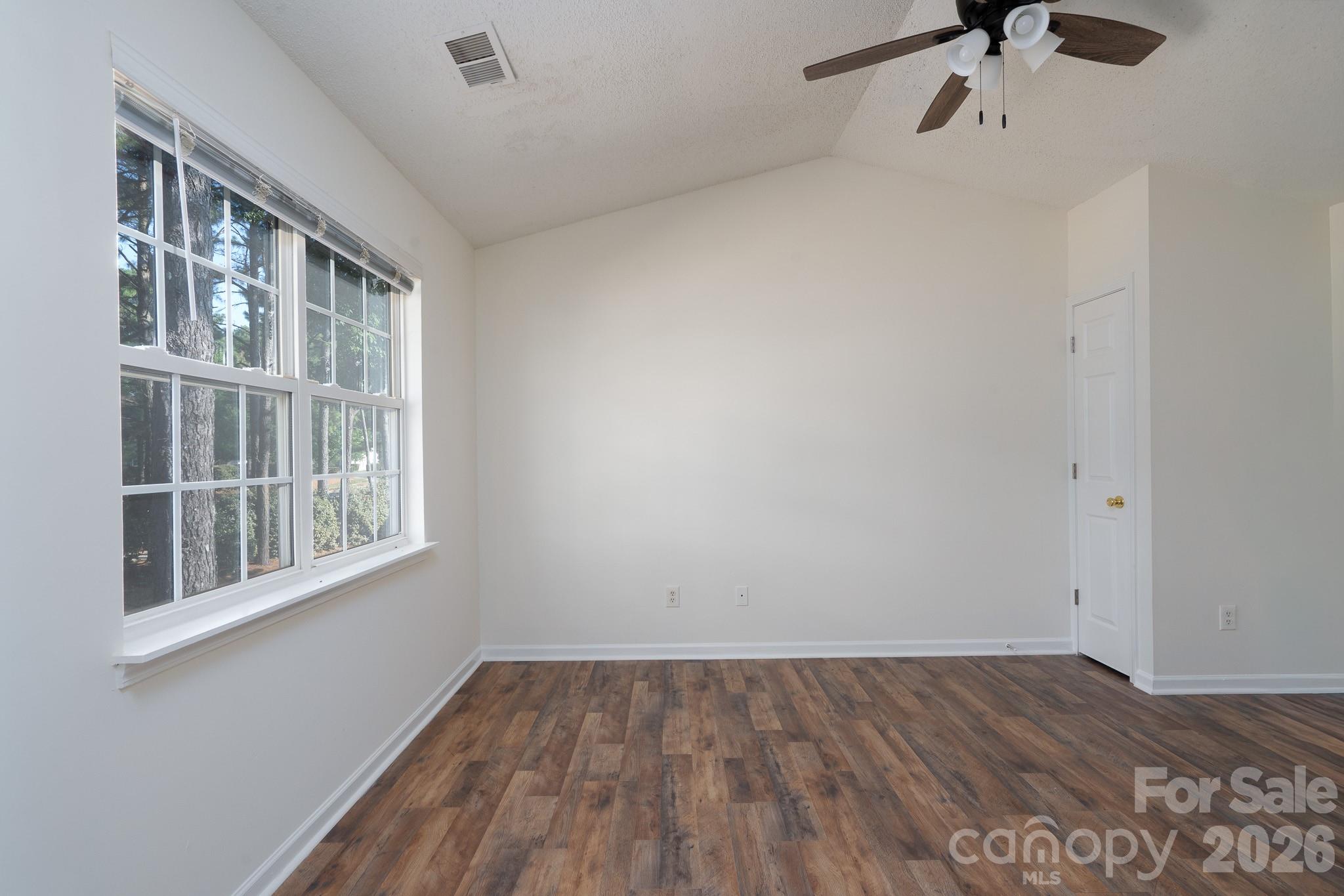 6491 Saint Bernard Way — Charlotte