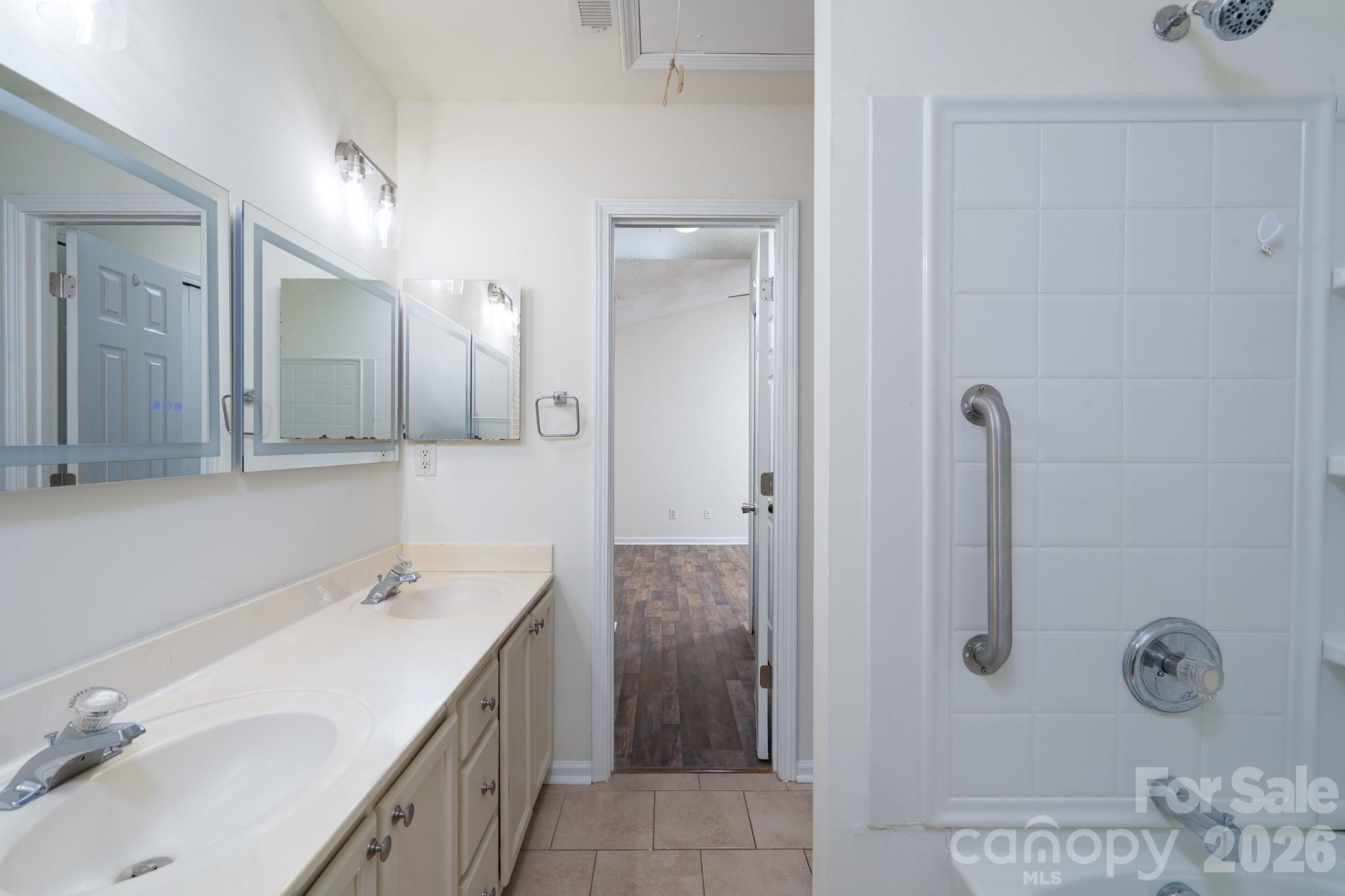 6491 Saint Bernard Way — Charlotte