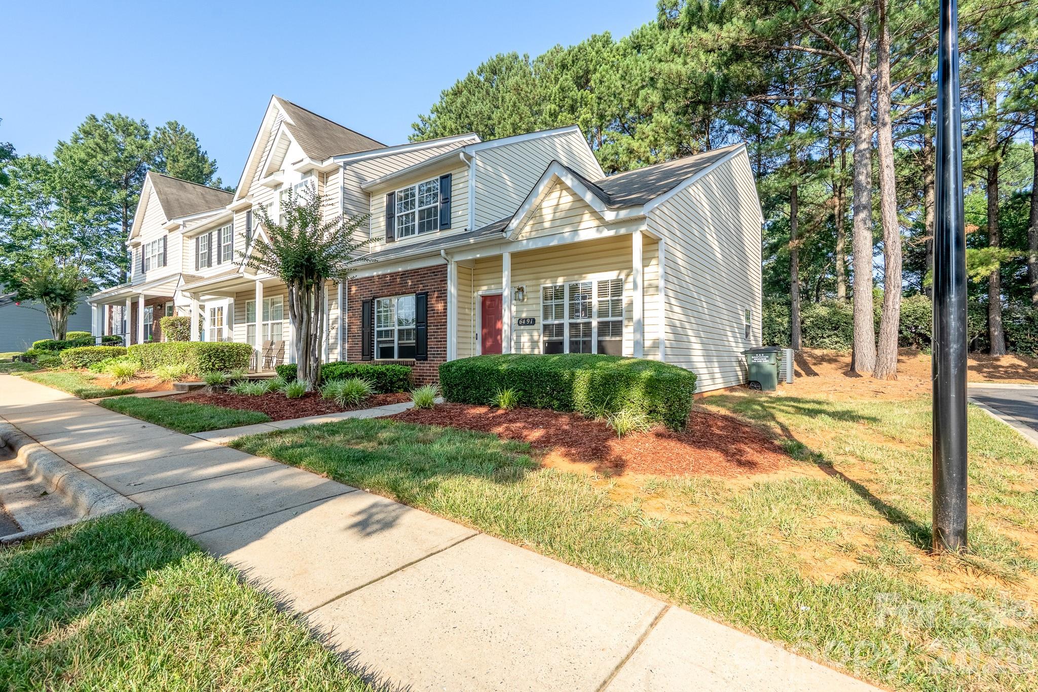 6491 Saint Bernard Way — Charlotte