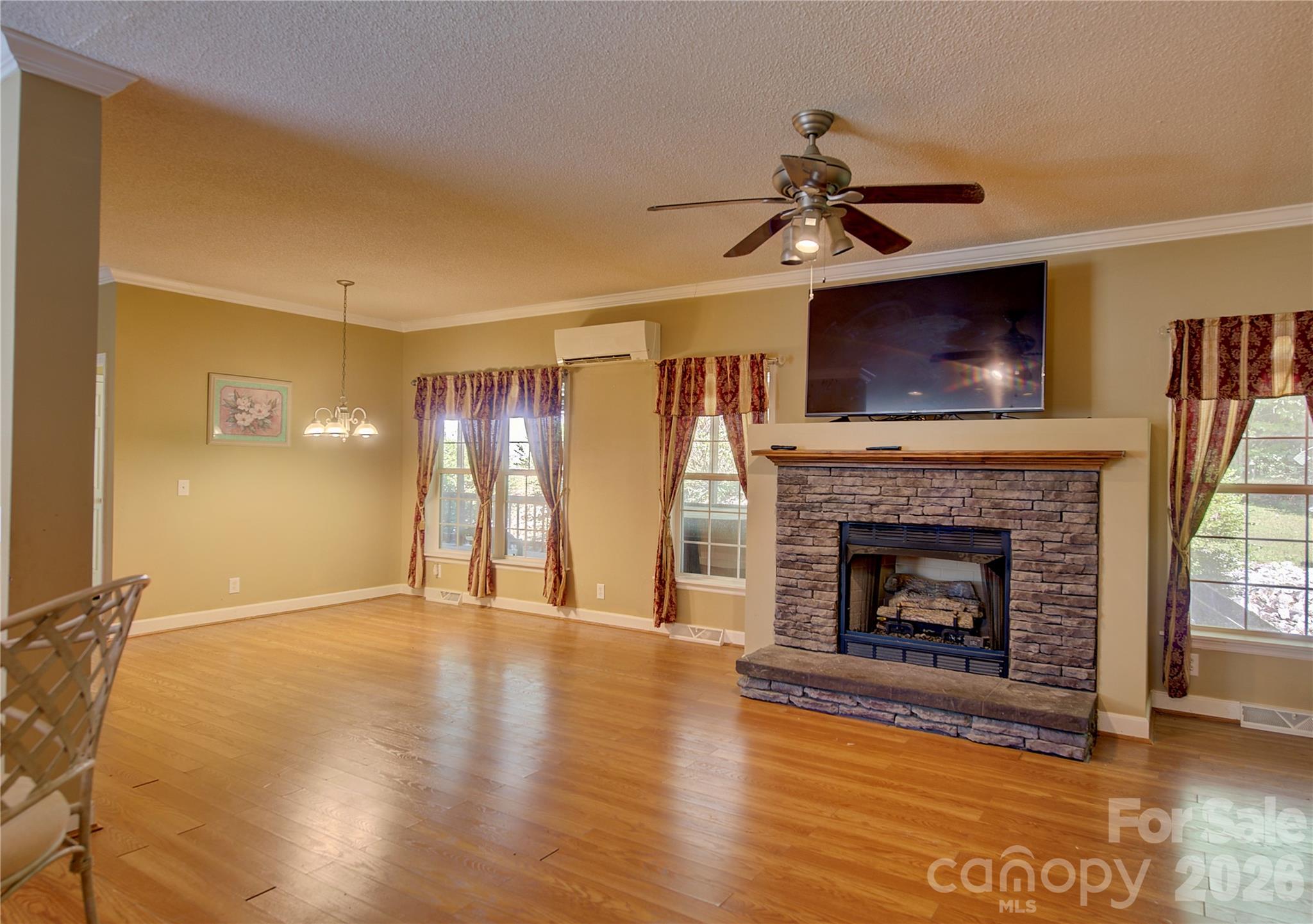 498 Broad Branch Road — Bakersville