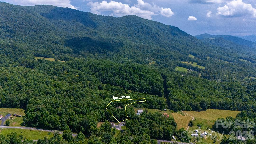 498 Broad Branch Road — Bakersville