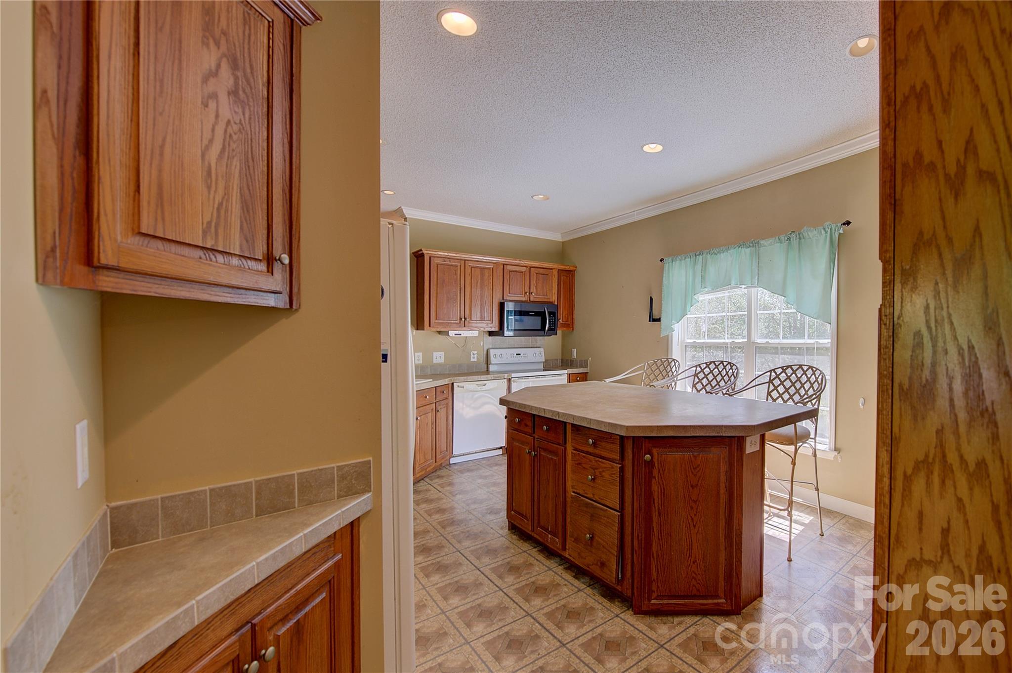 498 Broad Branch Road — Bakersville