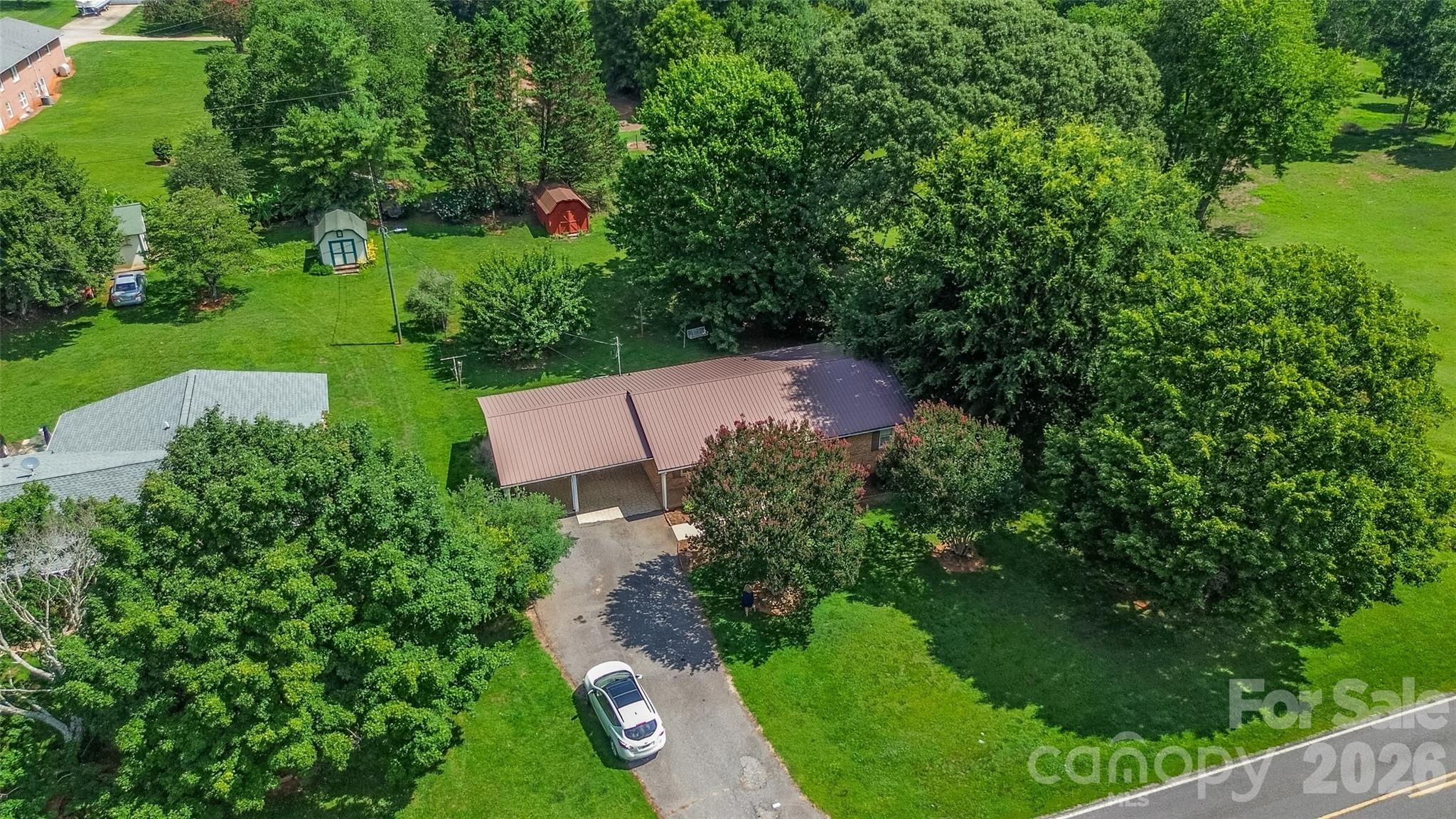 137 Liberty Church Road — Taylorsville