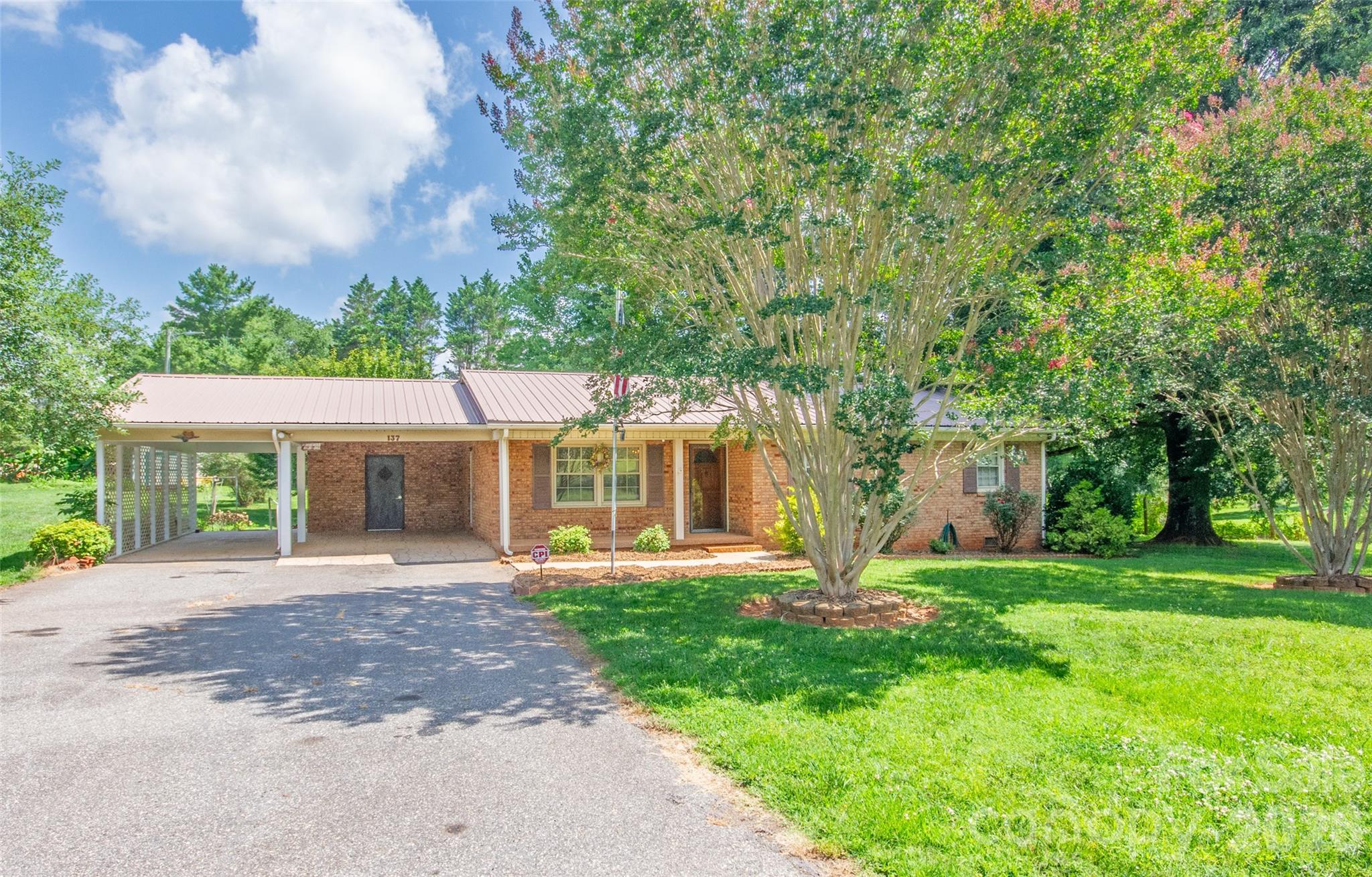 137 Liberty Church Road — Taylorsville