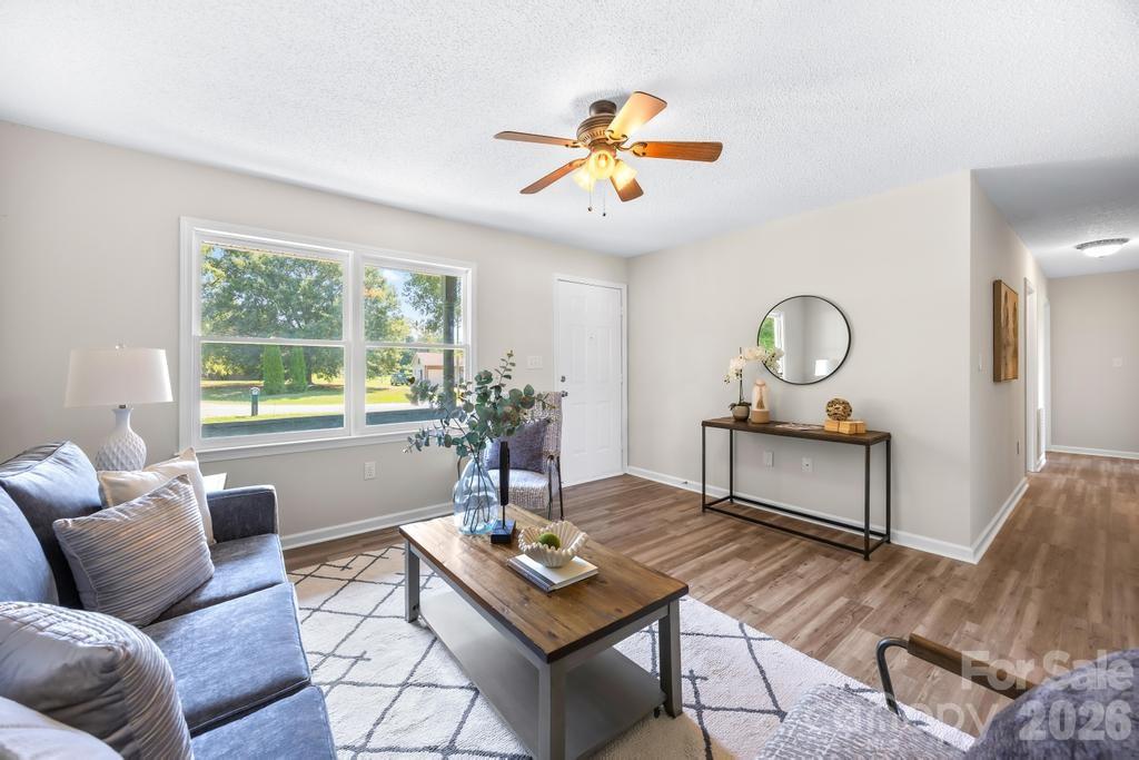 910 Lyndsey Brooke Court — Lincolnton