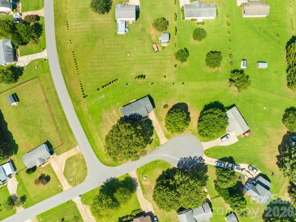910 Lyndsey Brooke Court — Lincolnton