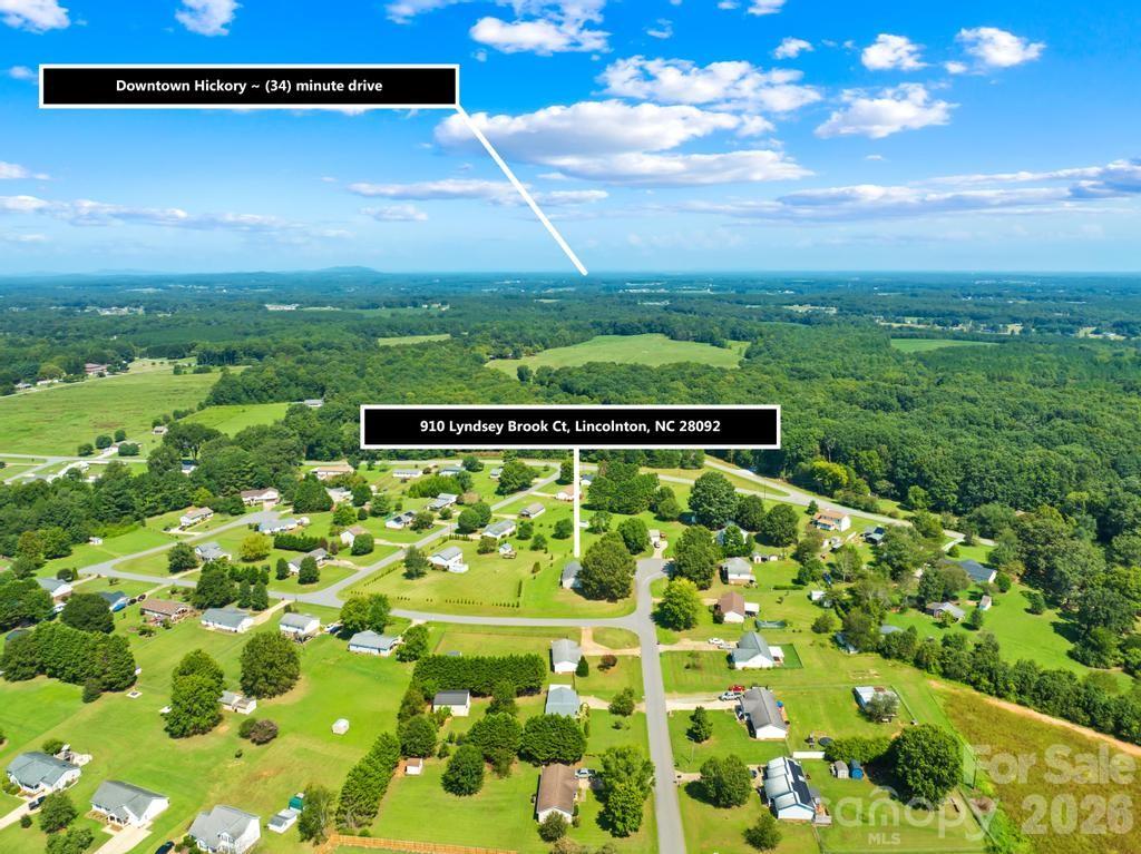 910 Lyndsey Brooke Court — Lincolnton