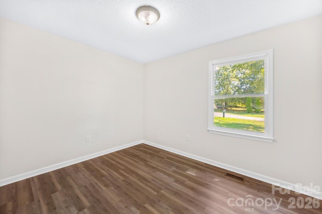 910 Lyndsey Brooke Court — Lincolnton