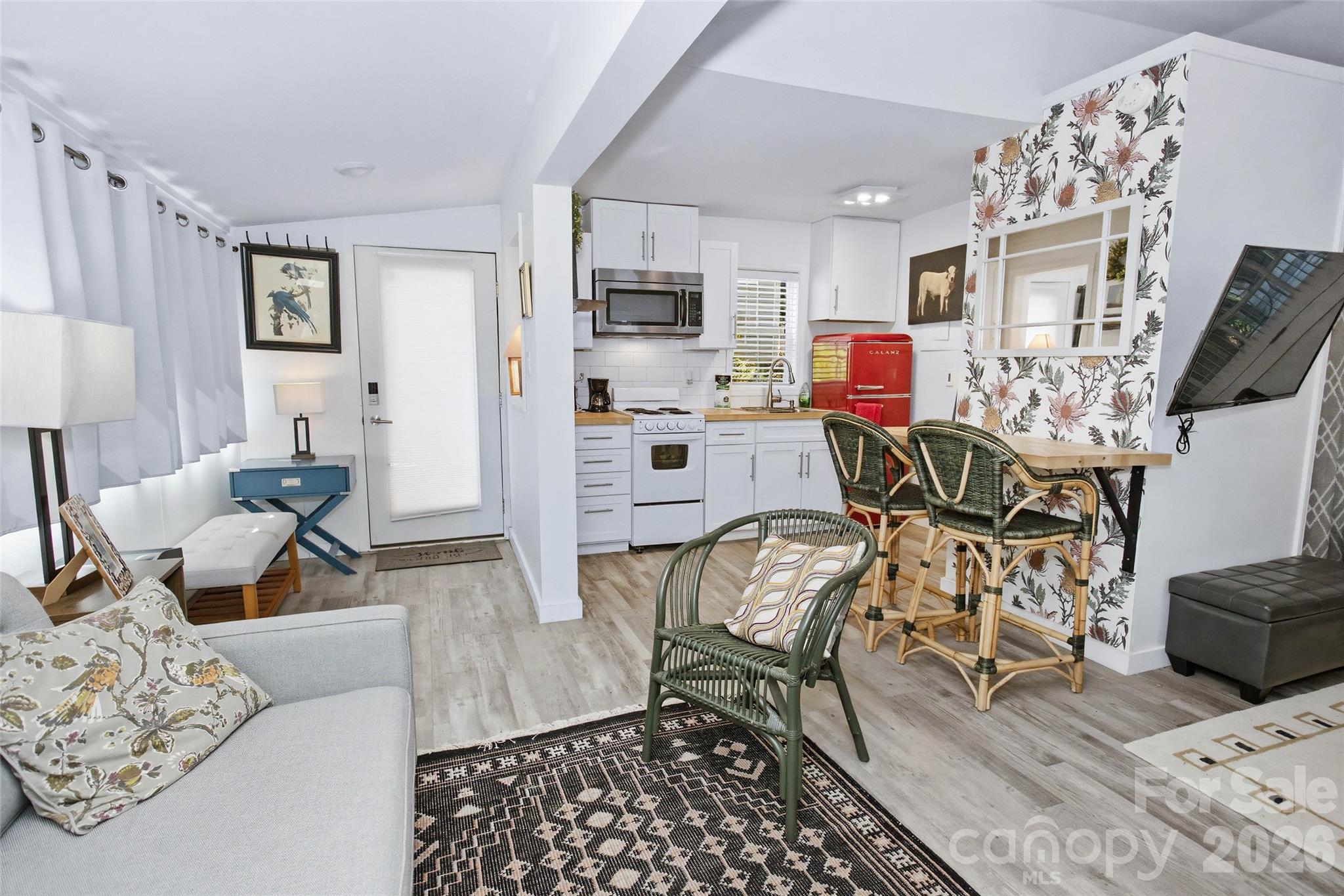 24 Rhododendron Drive — Asheville