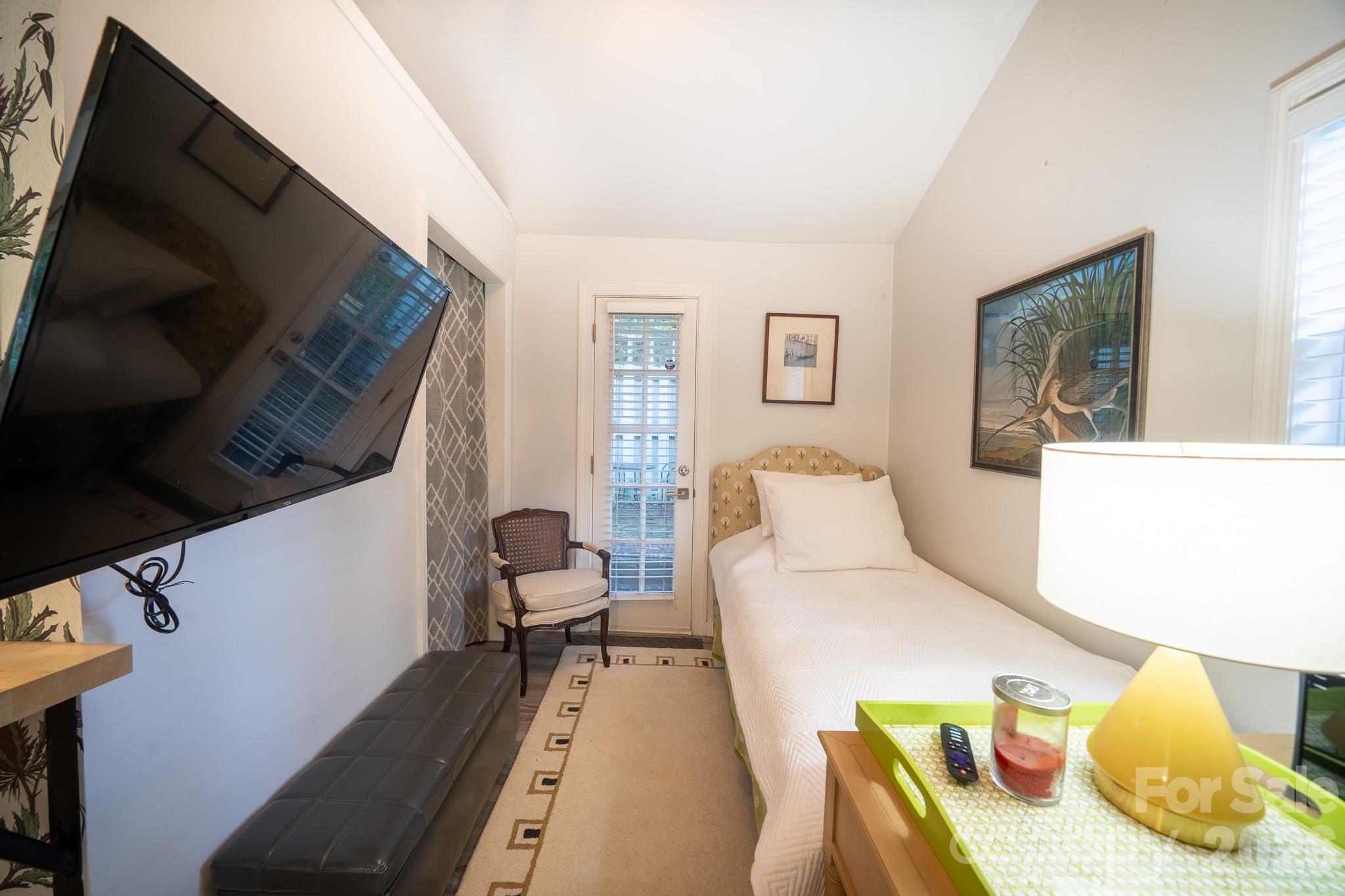 24 Rhododendron Drive — Asheville