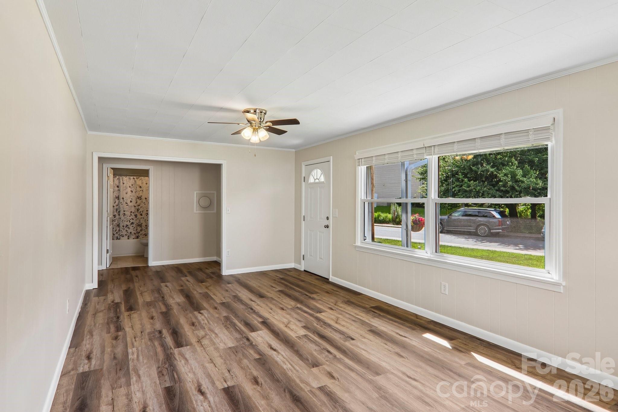363 Killian Street — Waynesville