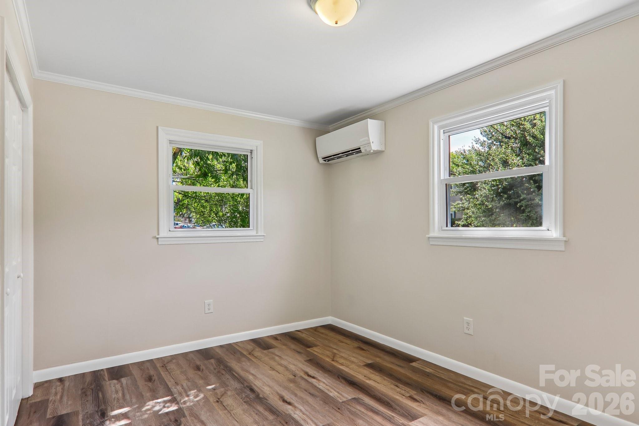 363 Killian Street — Waynesville
