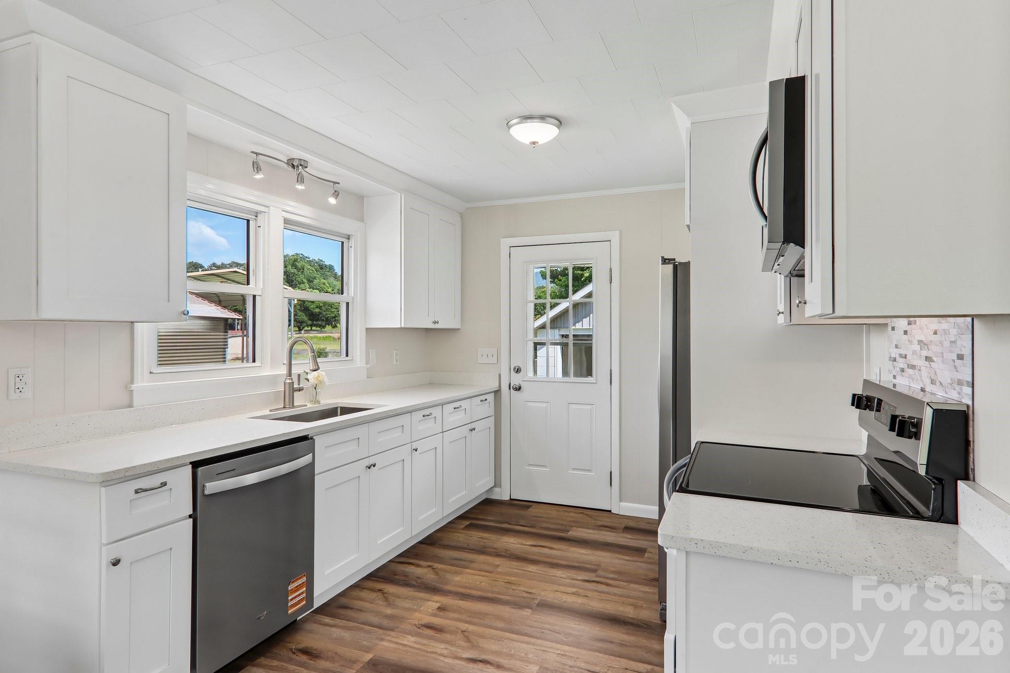 363 Killian Street — Waynesville