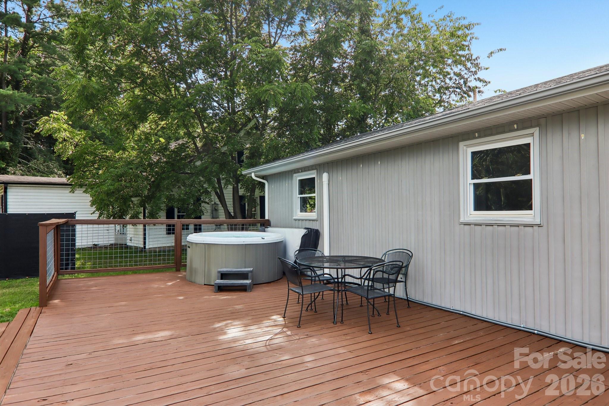 363 Killian Street — Waynesville