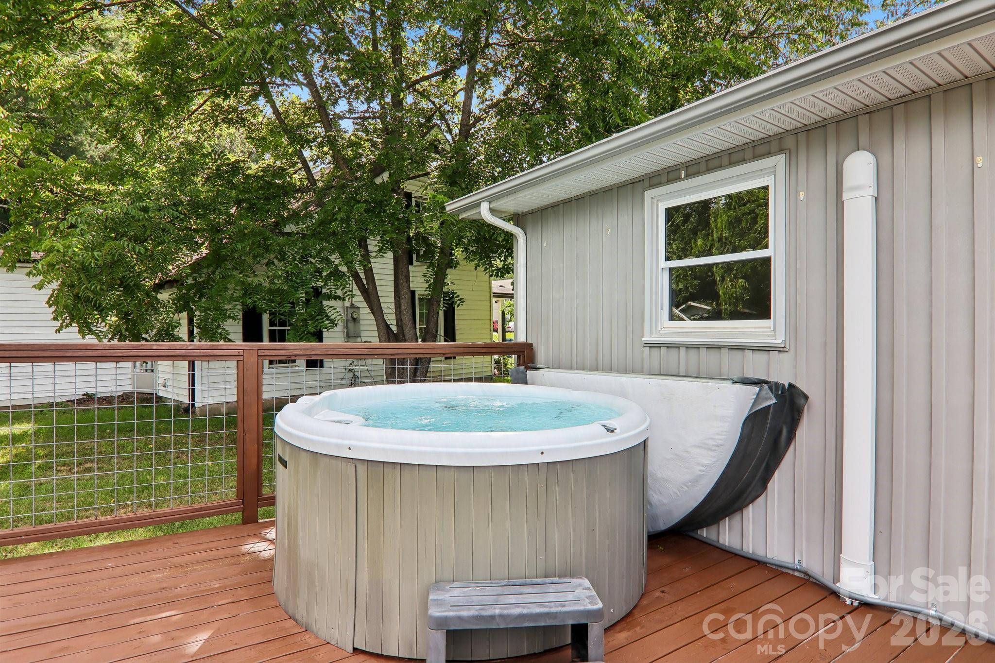 363 Killian Street — Waynesville