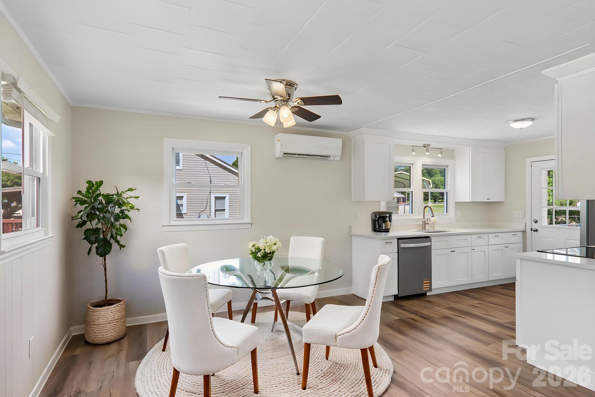 363 Killian Street — Waynesville