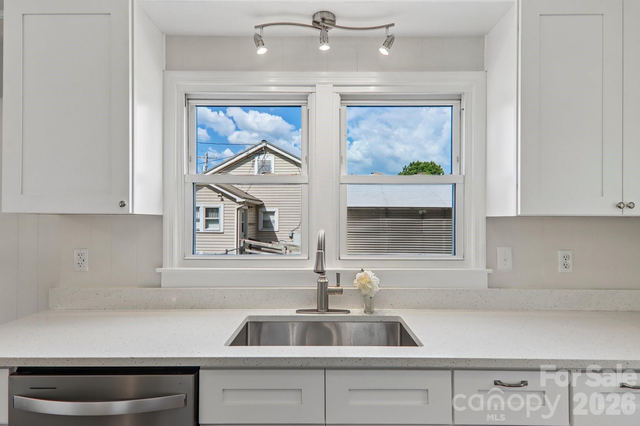 363 Killian Street — Waynesville