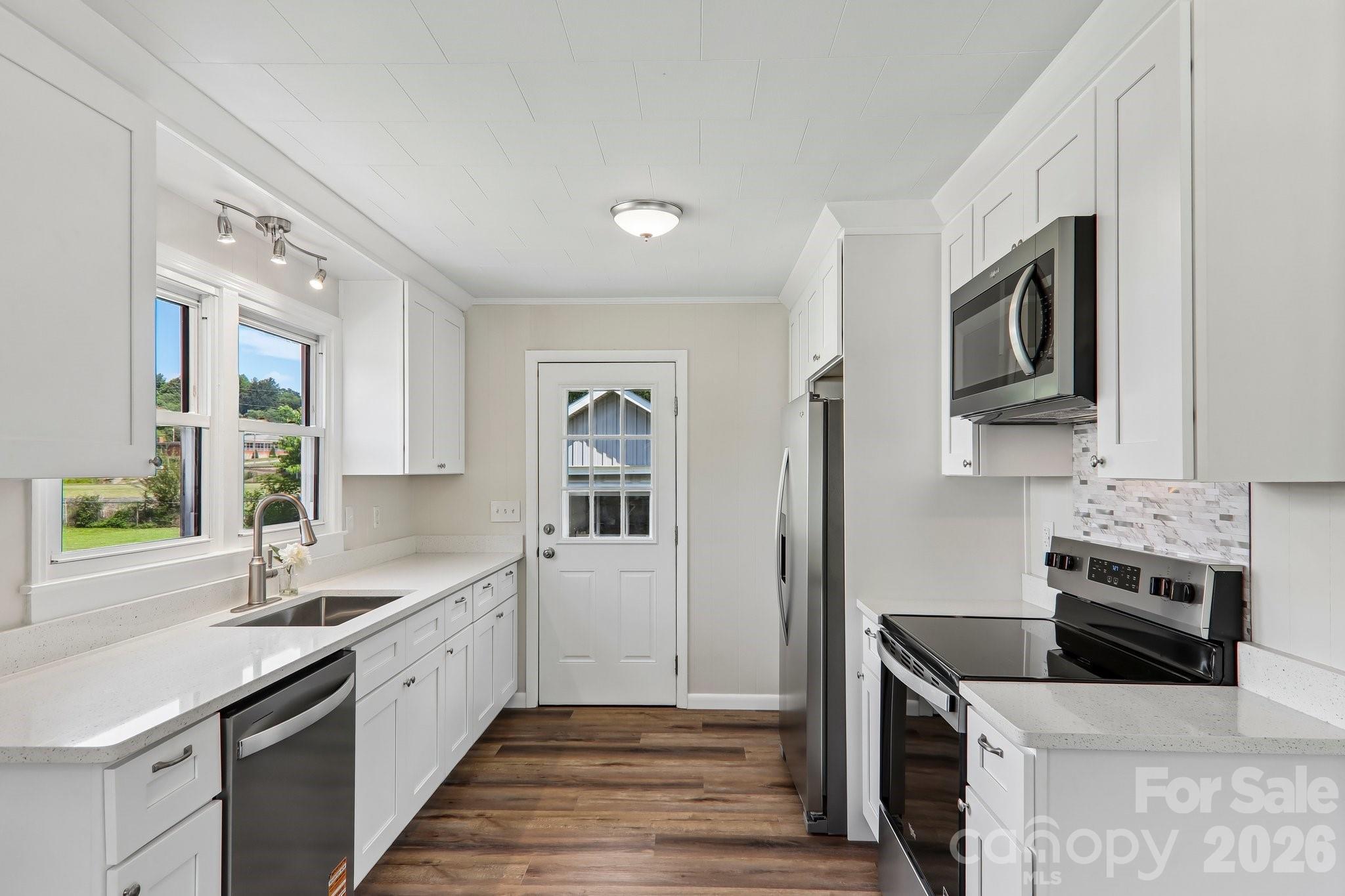 363 Killian Street — Waynesville