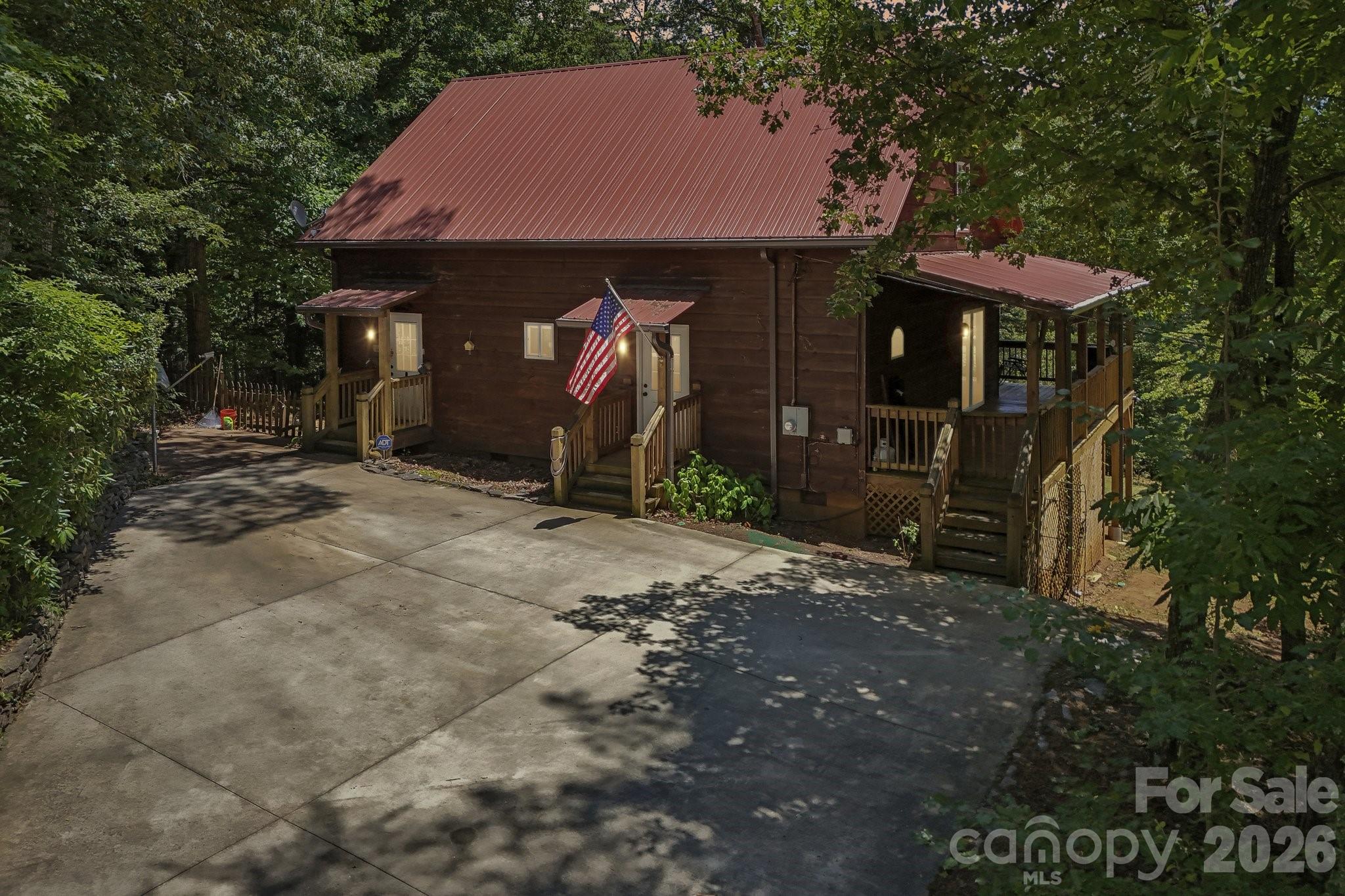 61 Misty Hill Lane — Franklin