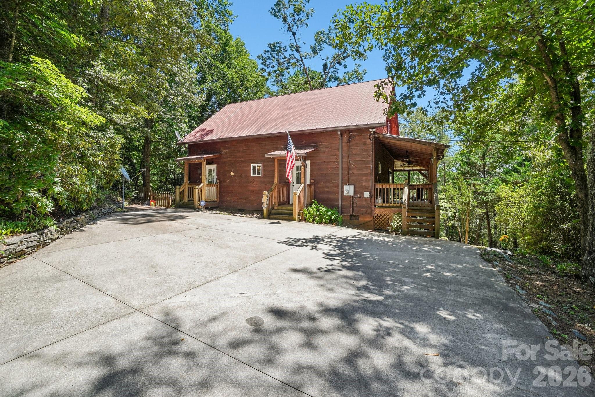 61 Misty Hill Lane — Franklin